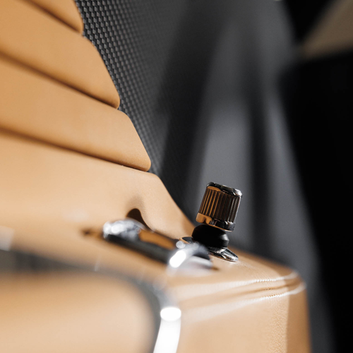 1971 Aston Martin DBS Octavia by Ringbrothers Interior