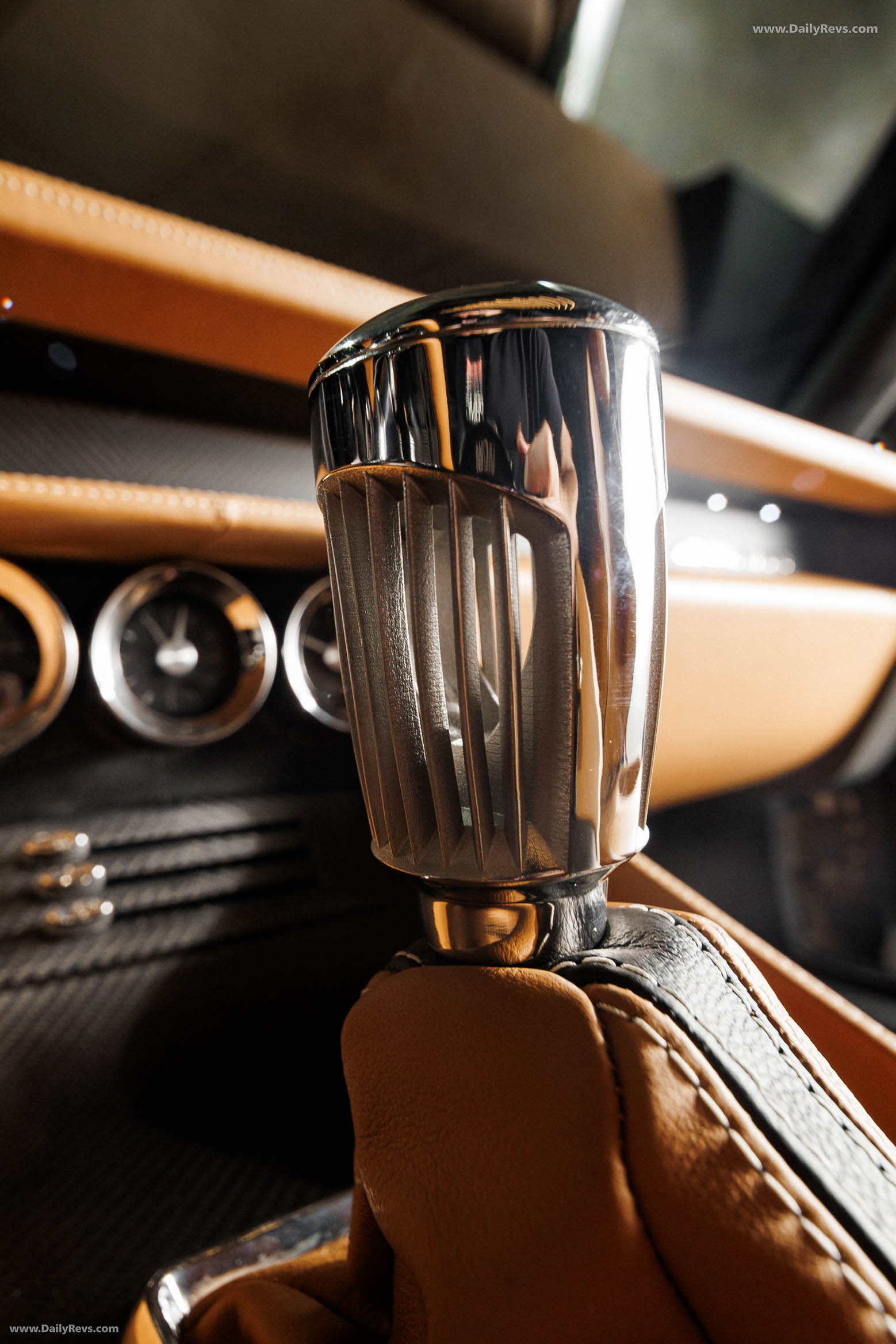1971 Aston Martin DBS Octavia by Ringbrothers Interior