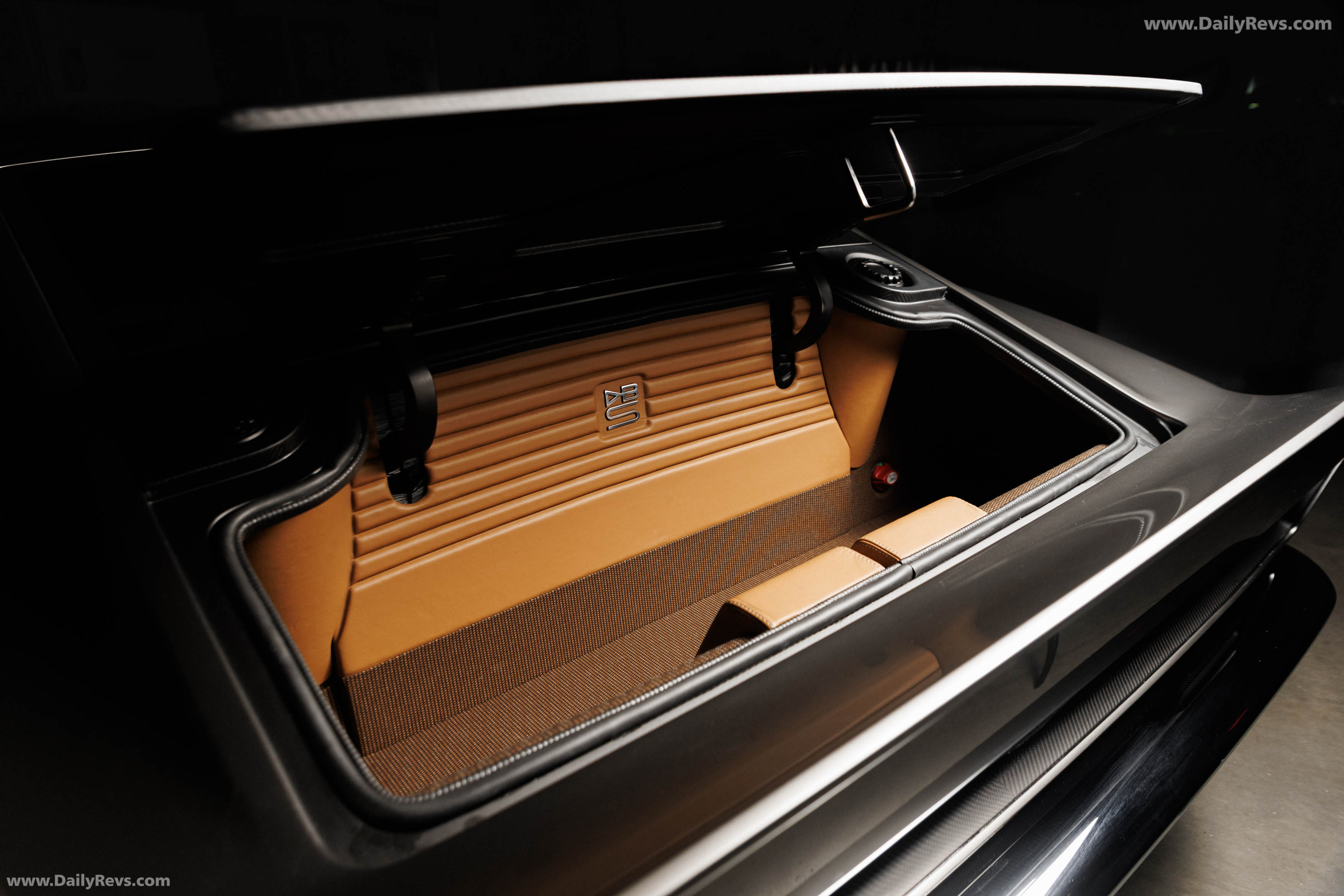 1971 Aston Martin DBS Octavia by Ringbrothers Interior