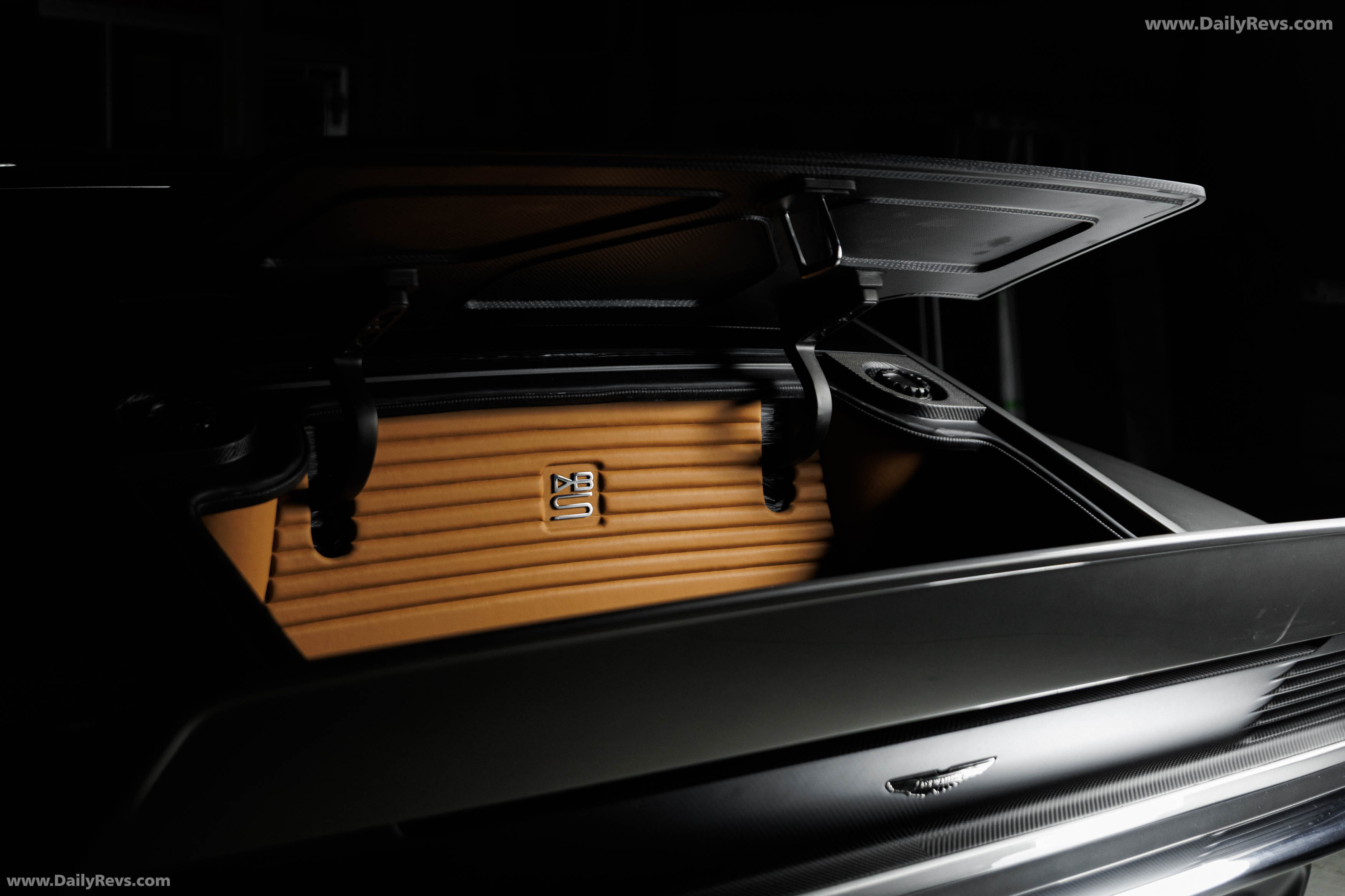 1971 Aston Martin DBS Octavia by Ringbrothers Interior