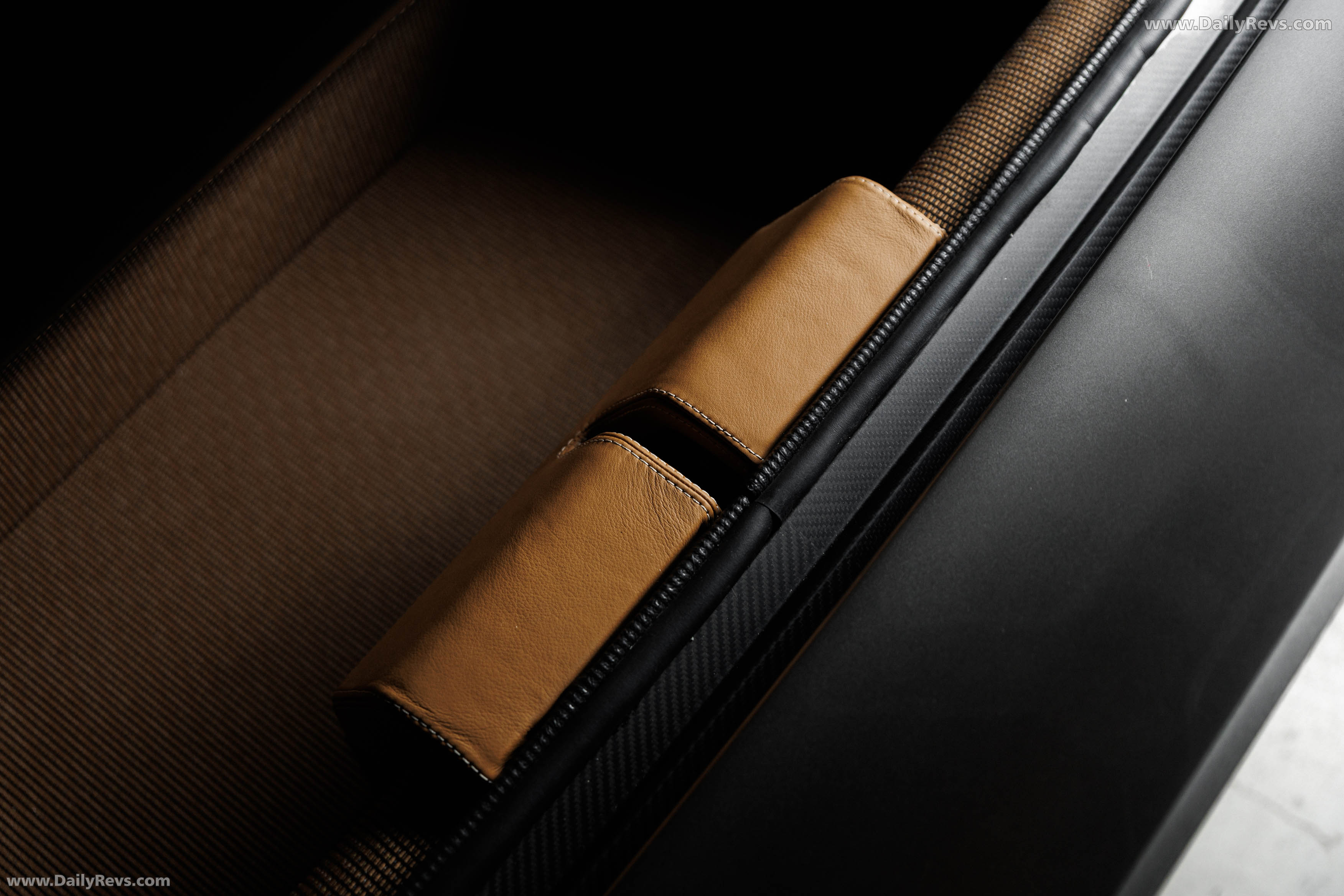 1971 Aston Martin DBS Octavia by Ringbrothers Interior