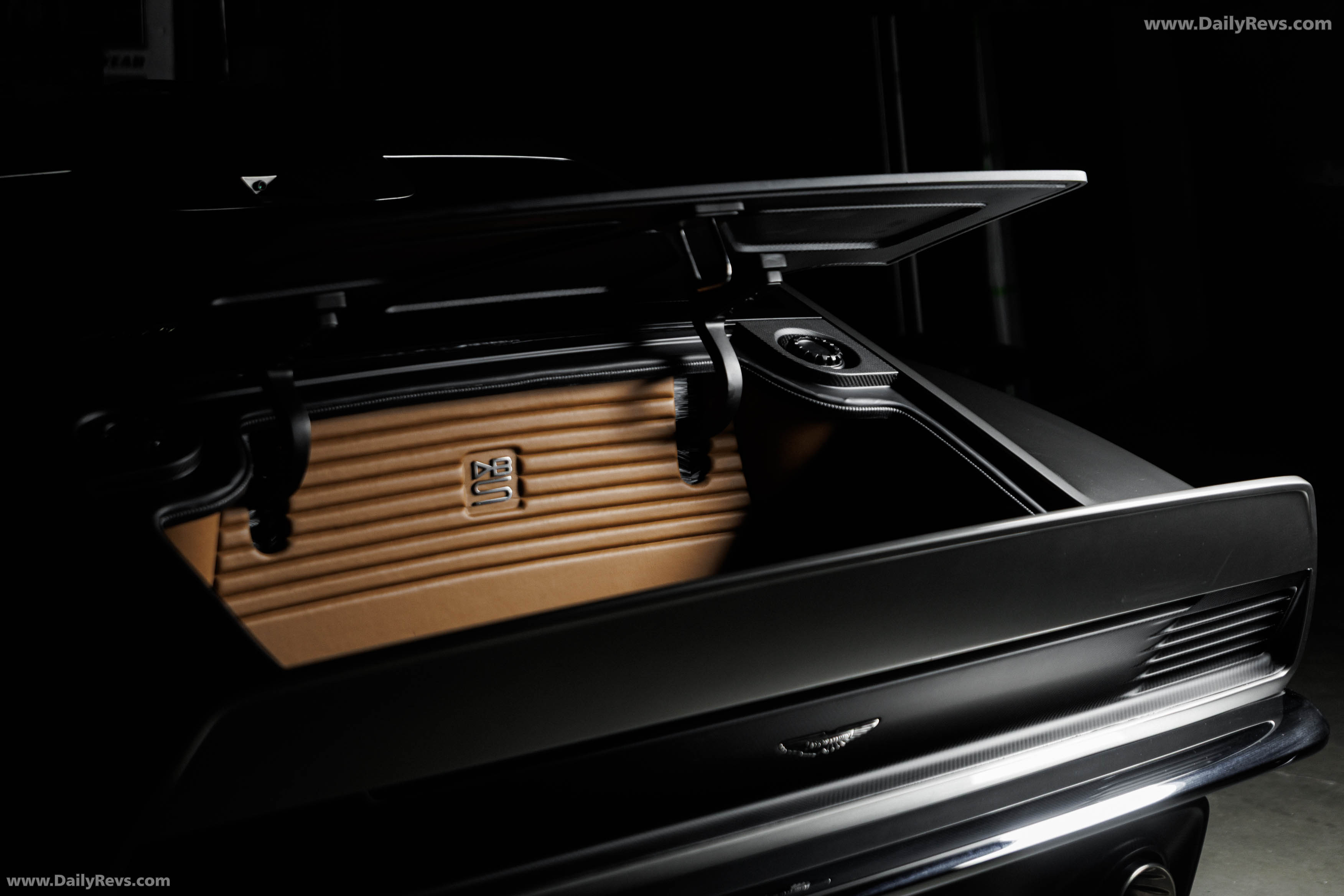 1971 Aston Martin DBS Octavia by Ringbrothers Interior