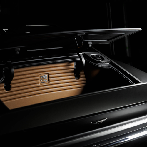 1971 Aston Martin DBS Octavia by Ringbrothers Interior