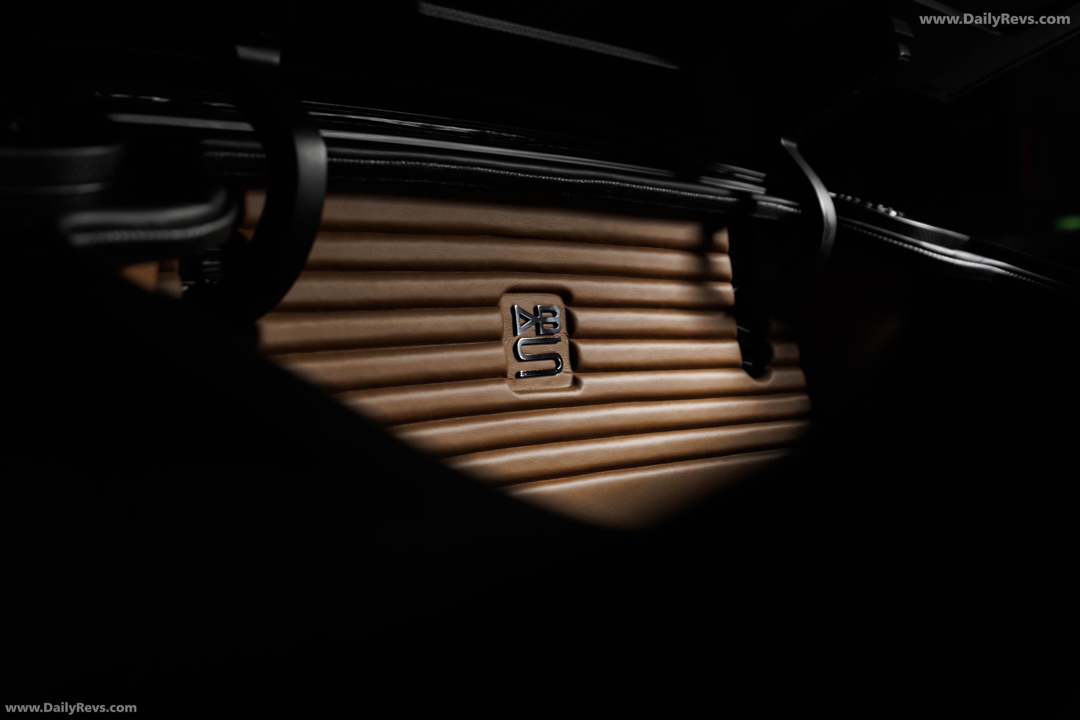 1971 Aston Martin DBS Octavia by Ringbrothers Interior