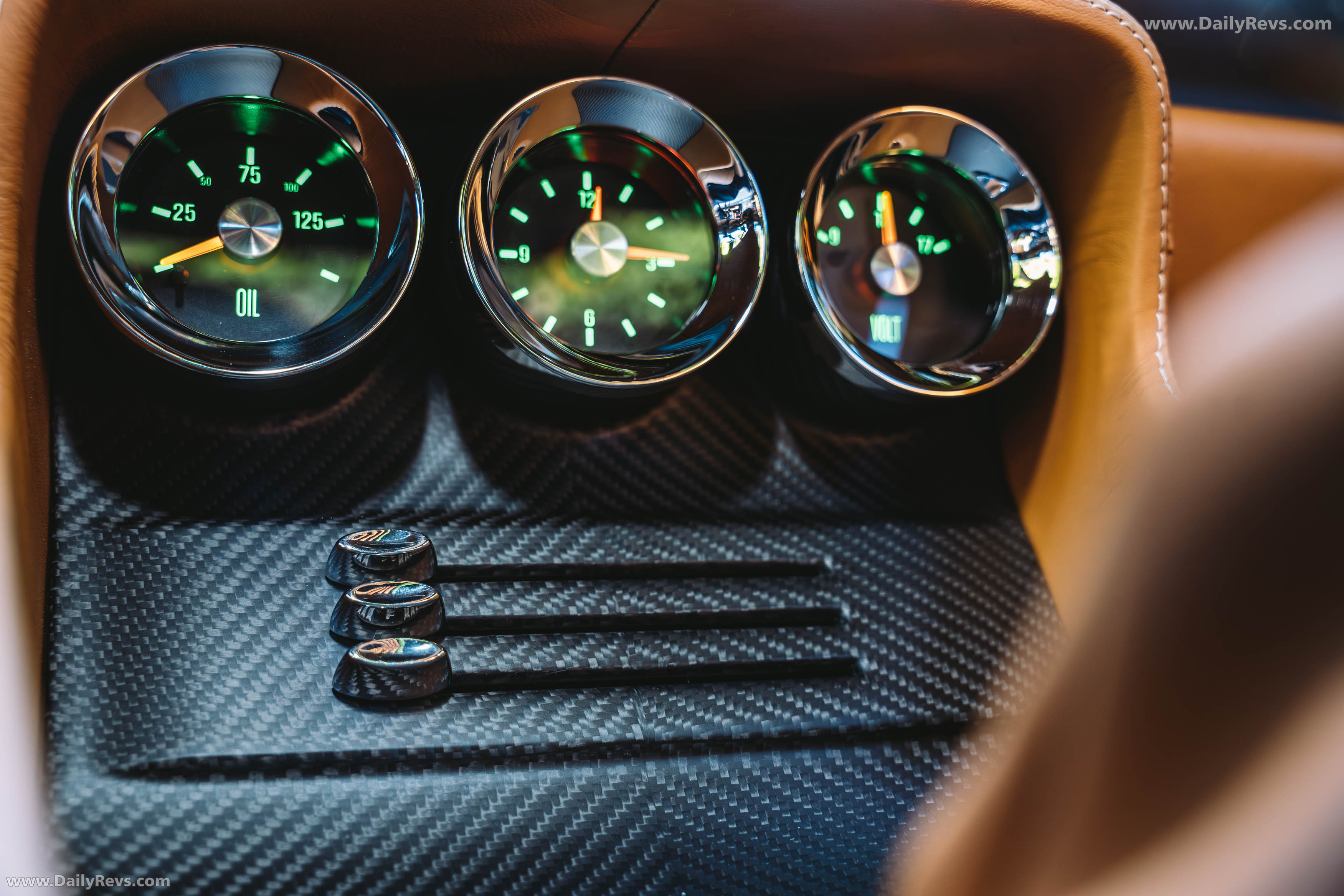 1971 Aston Martin DBS Octavia by Ringbrothers Interior