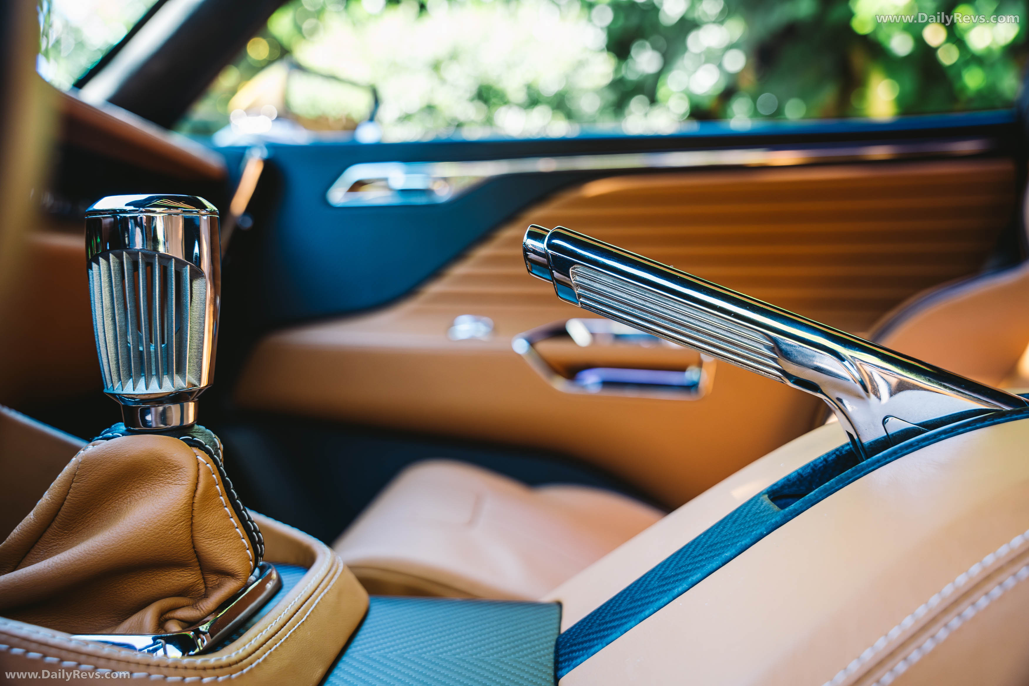 1971 Aston Martin DBS Octavia by Ringbrothers Interior