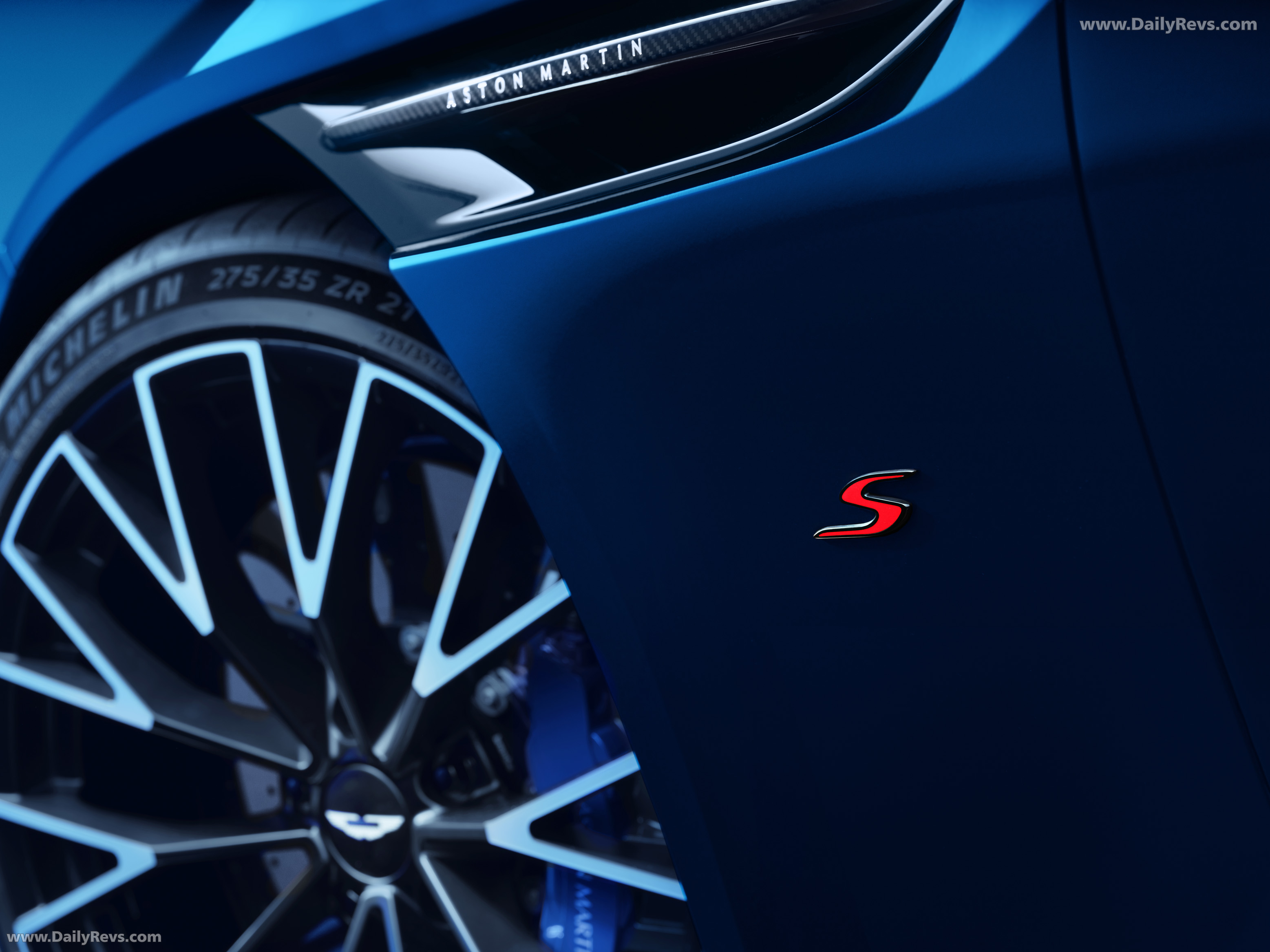 2026 Aston Martin DB12 S Exterior