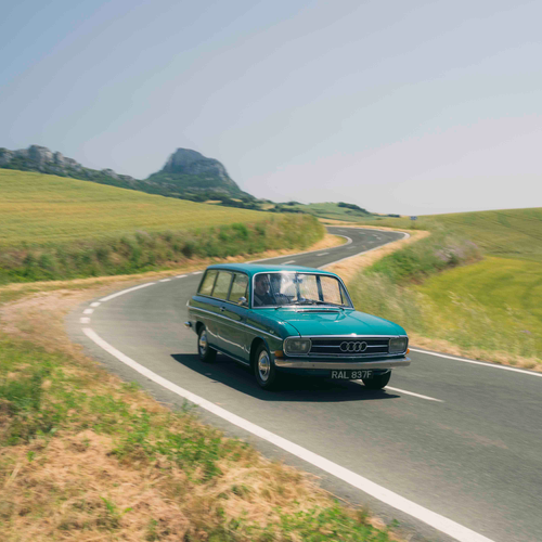 1968 Audi 80 Variant Front View