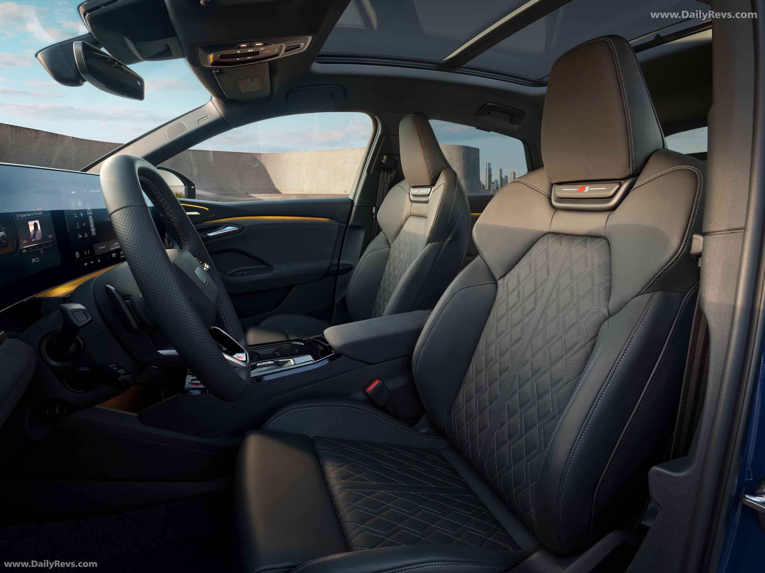 2025 Audi SQ6 Sportback e-tron AU516 US Version Interior