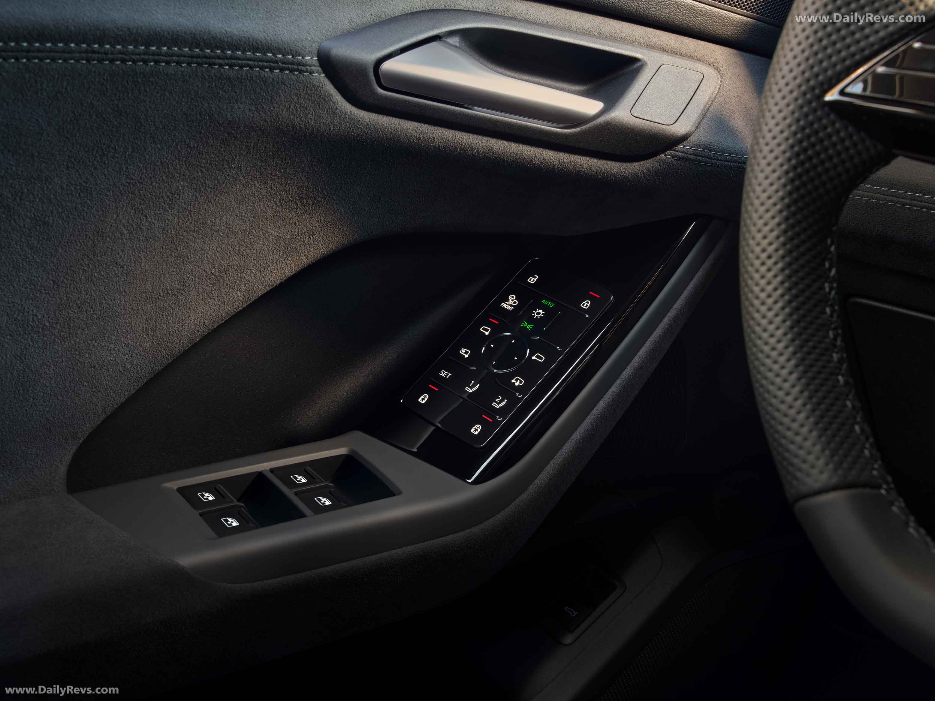 2025 Audi SQ6 Sportback e-tron AU516 US Version Interior