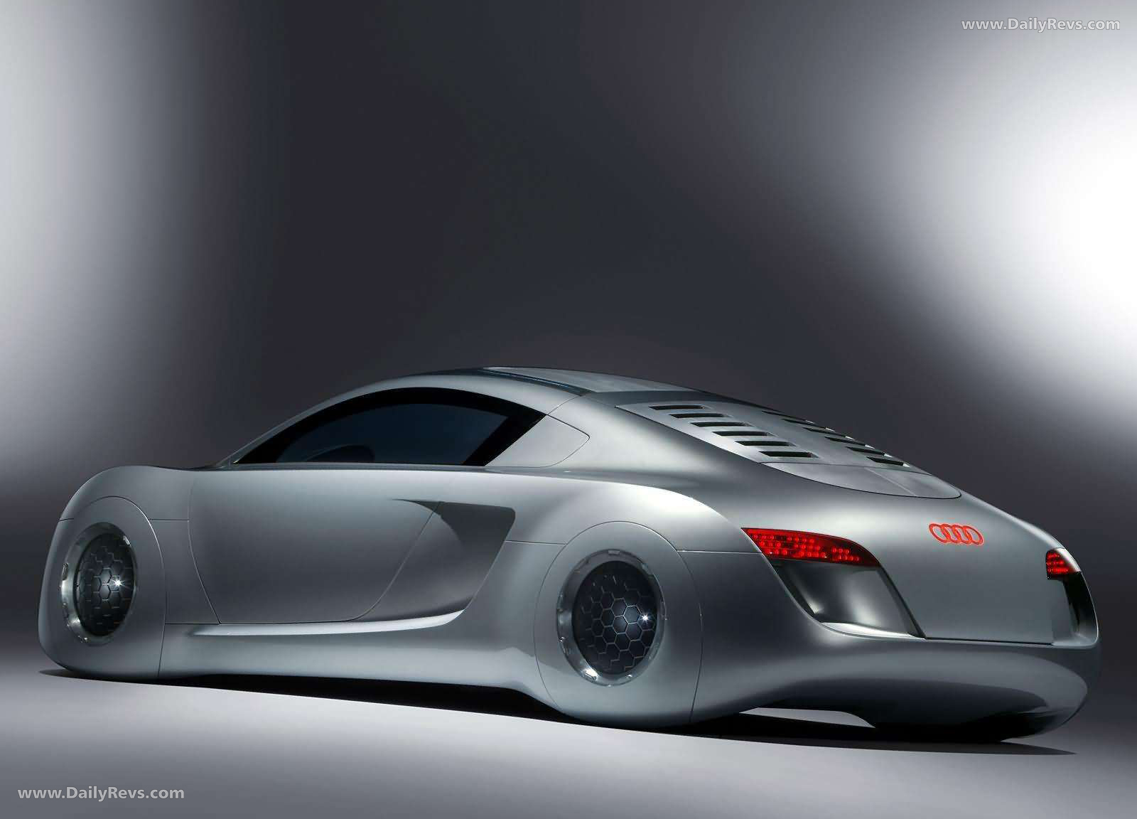 2004 Audi RSQ Concept Rear View