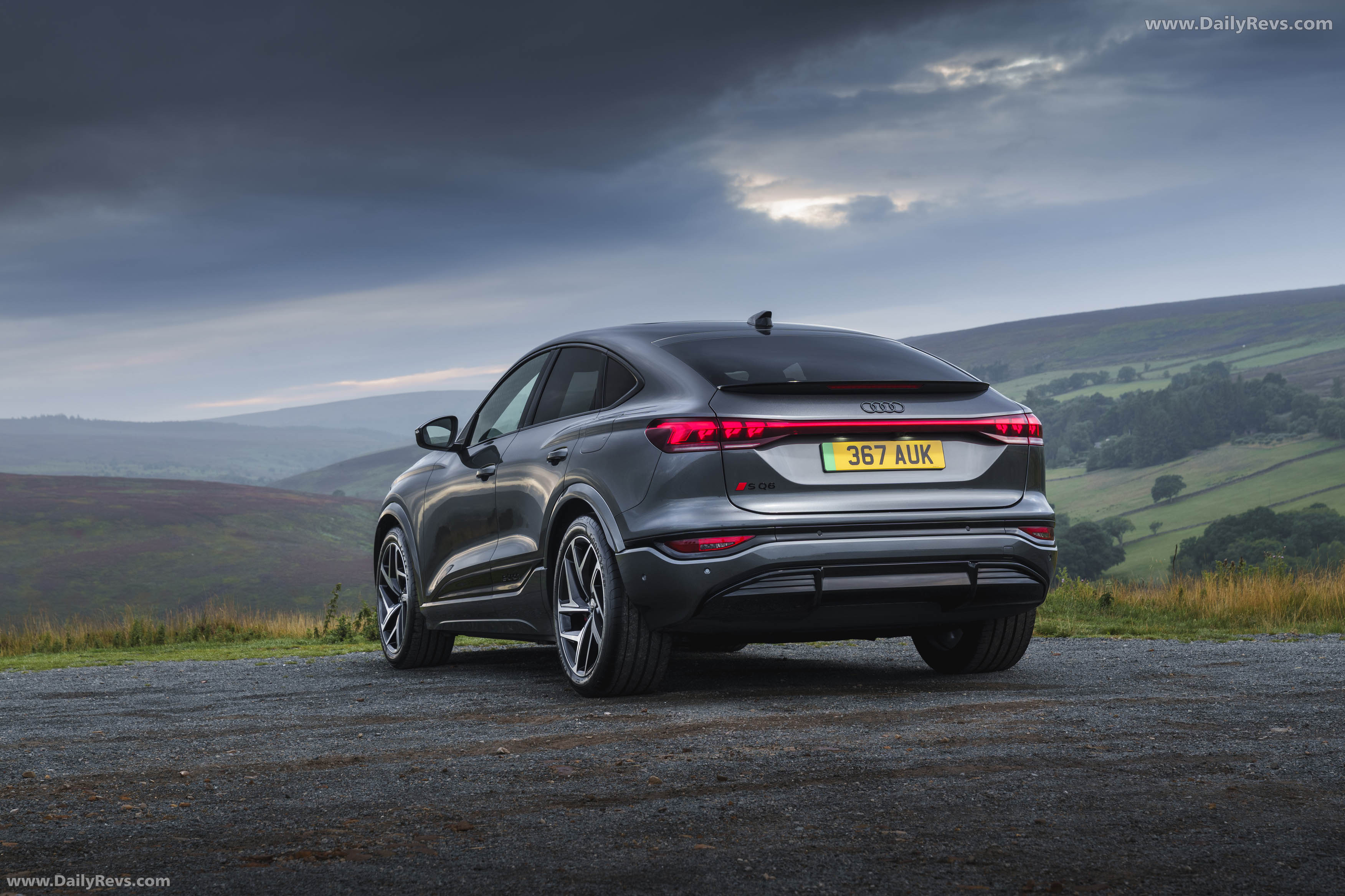 2025 Audi SQ6 Sportback e-tron AU516 UK Version Rear View