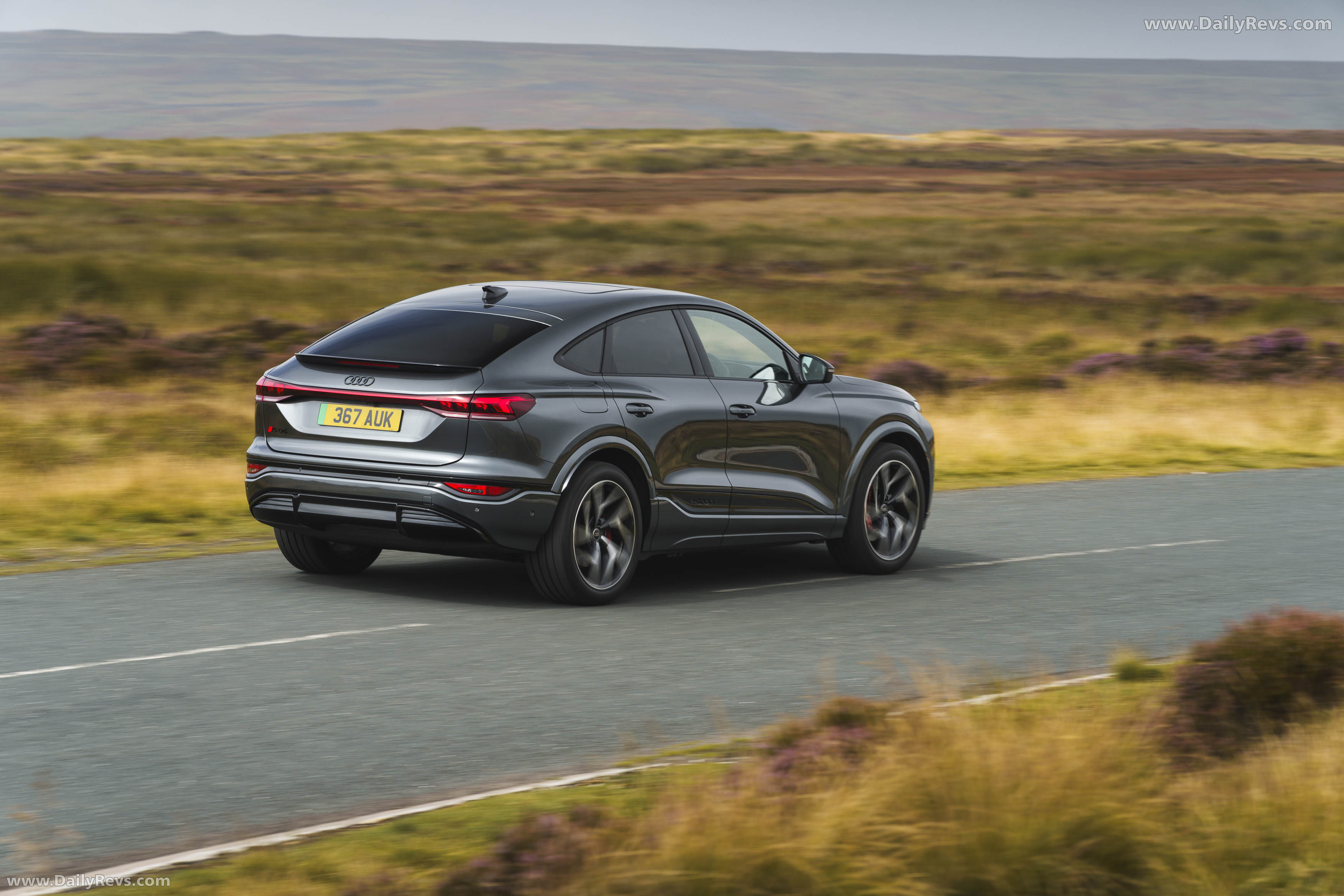 2025 Audi SQ6 Sportback e-tron AU516 UK Version Rear View