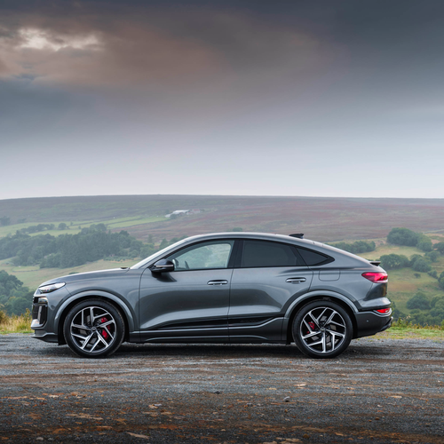 2025 Audi SQ6 Sportback e-tron AU516 UK Version Side View