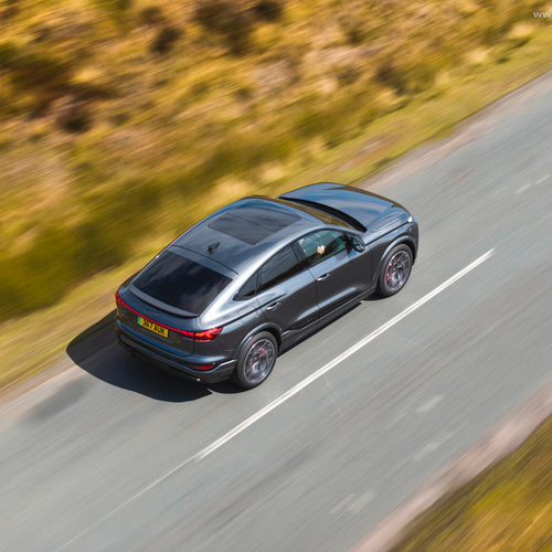 2025 Audi SQ6 Sportback e-tron AU516 UK Version Top View