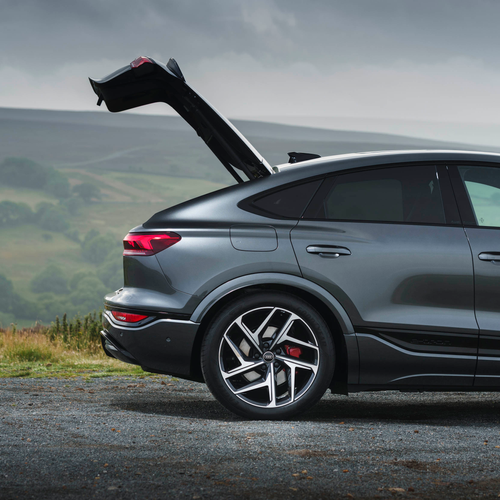 2025 Audi SQ6 Sportback e-tron AU516 UK Version Exterior