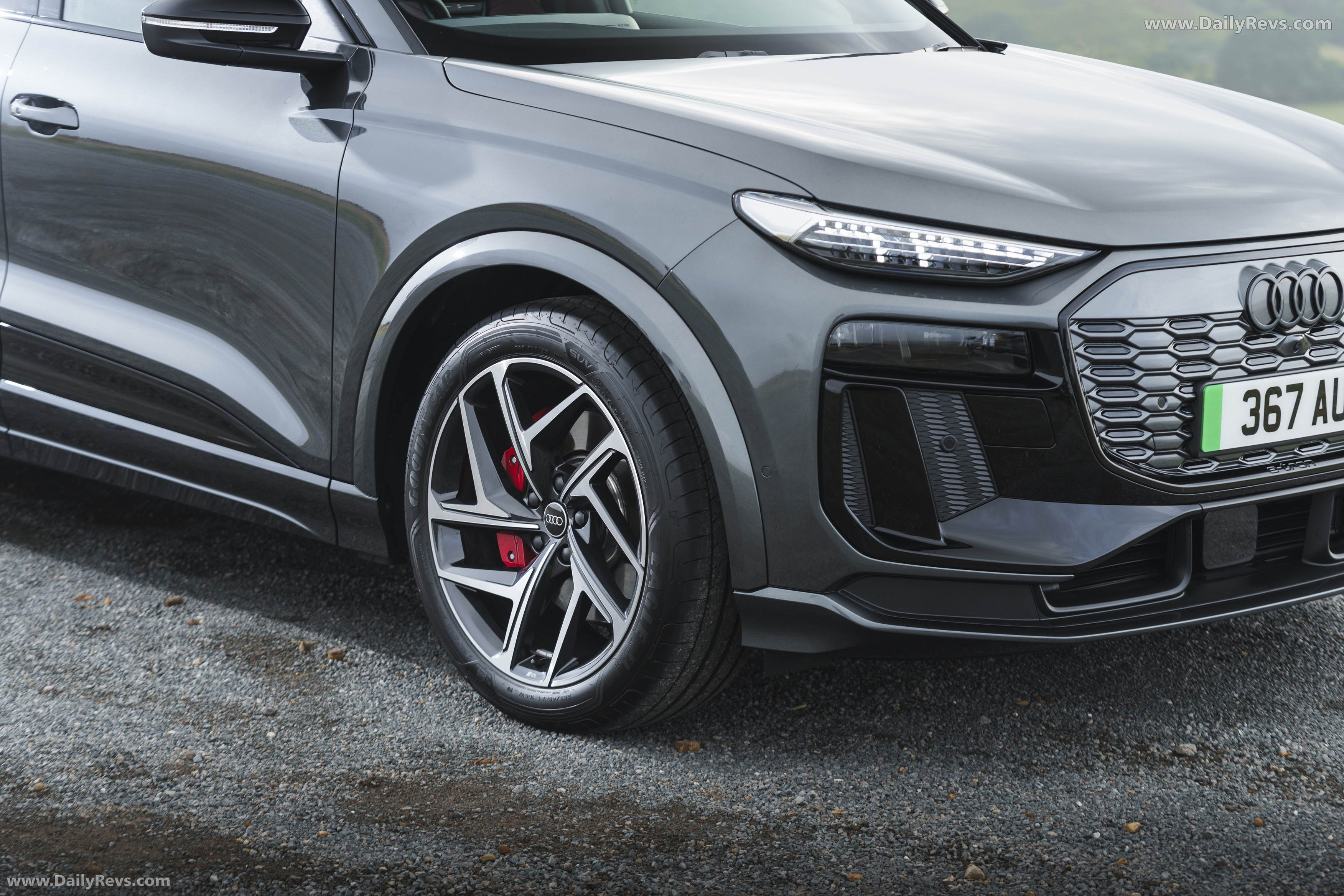 2025 Audi SQ6 Sportback e-tron AU516 UK Version Exterior