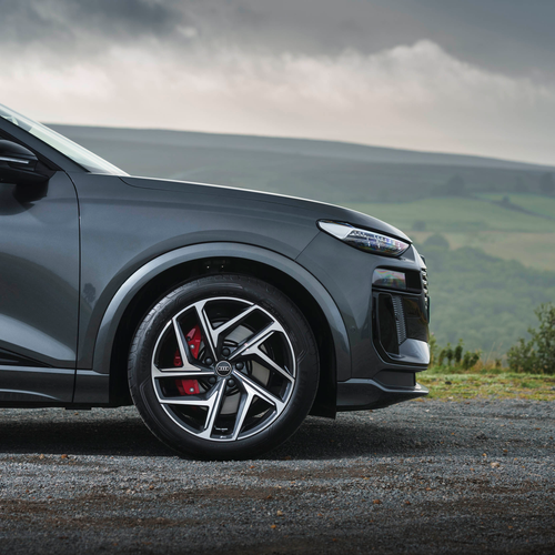 2025 Audi SQ6 Sportback e-tron AU516 UK Version Exterior