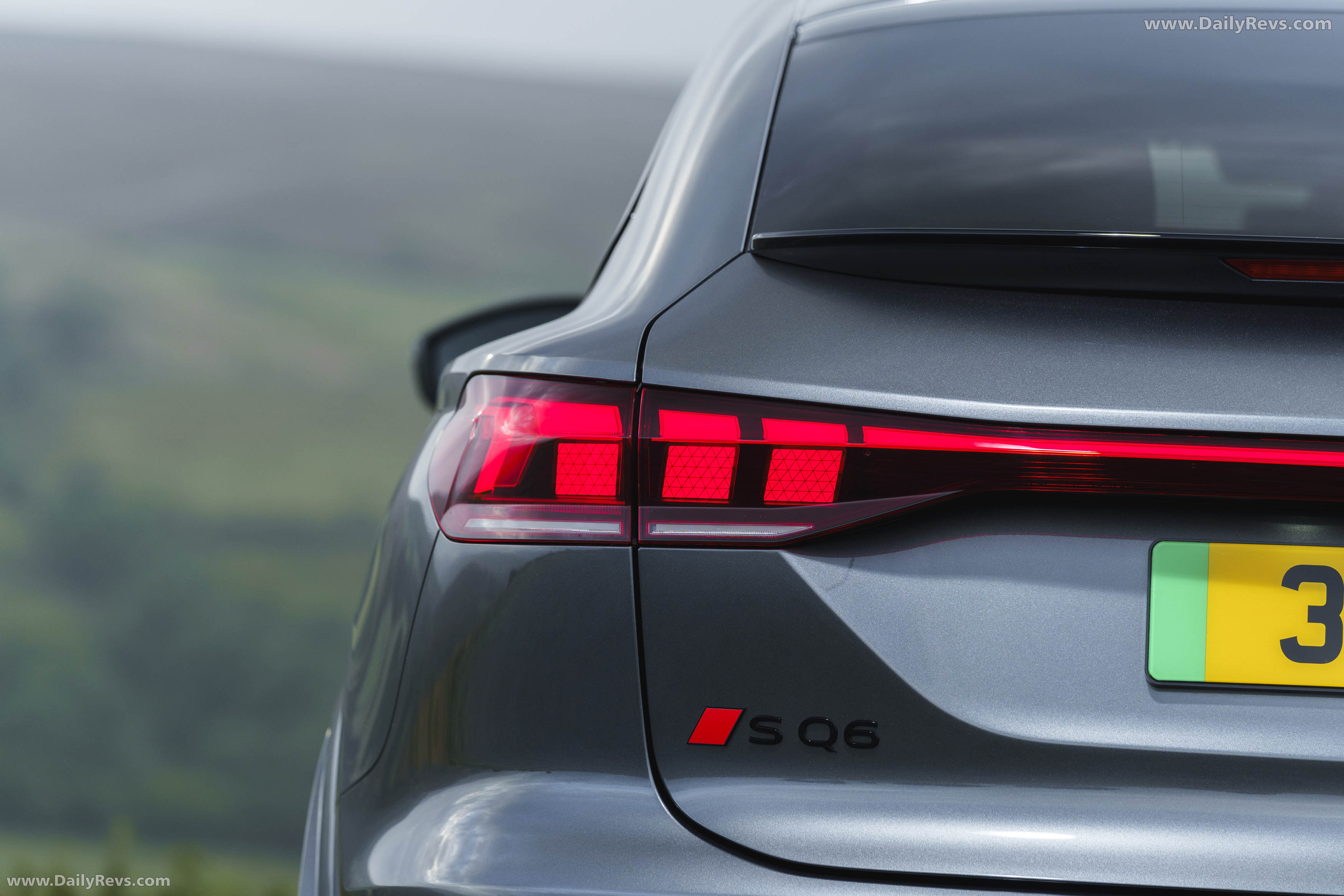 2025 Audi SQ6 Sportback e-tron AU516 UK Version Exterior