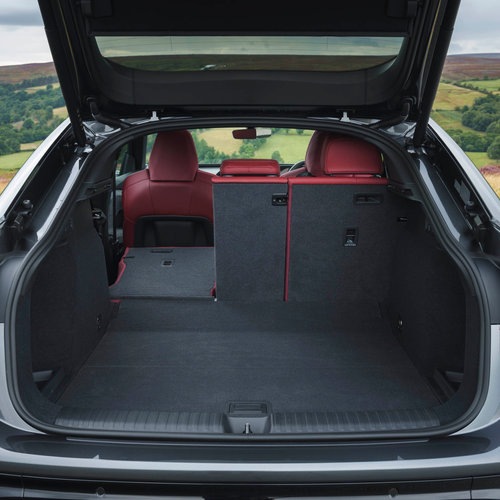 2025 Audi SQ6 Sportback e-tron AU516 UK Version Interior