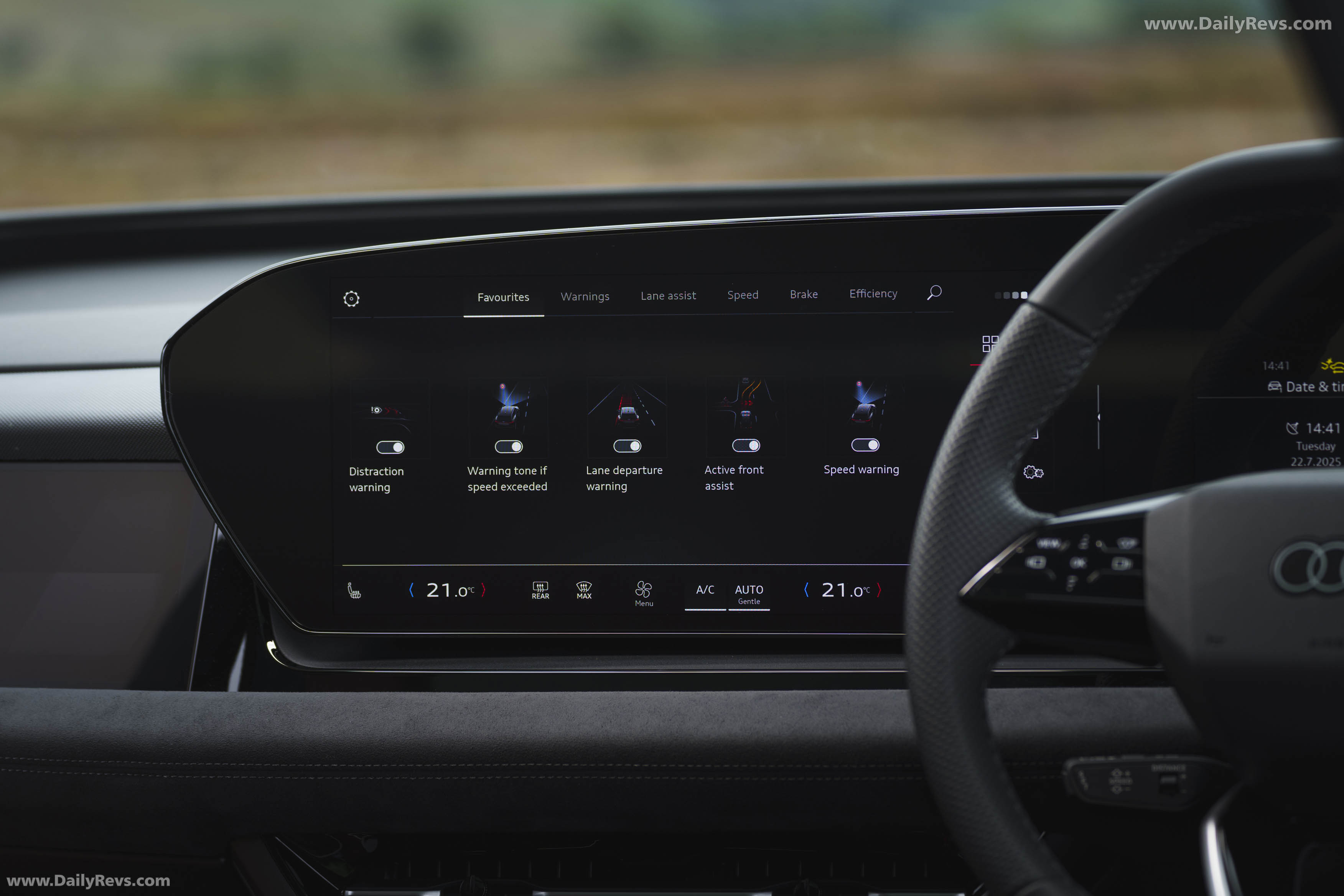 2025 Audi SQ6 Sportback e-tron AU516 UK Version Interior