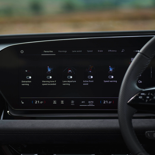 2025 Audi SQ6 Sportback e-tron AU516 UK Version Interior