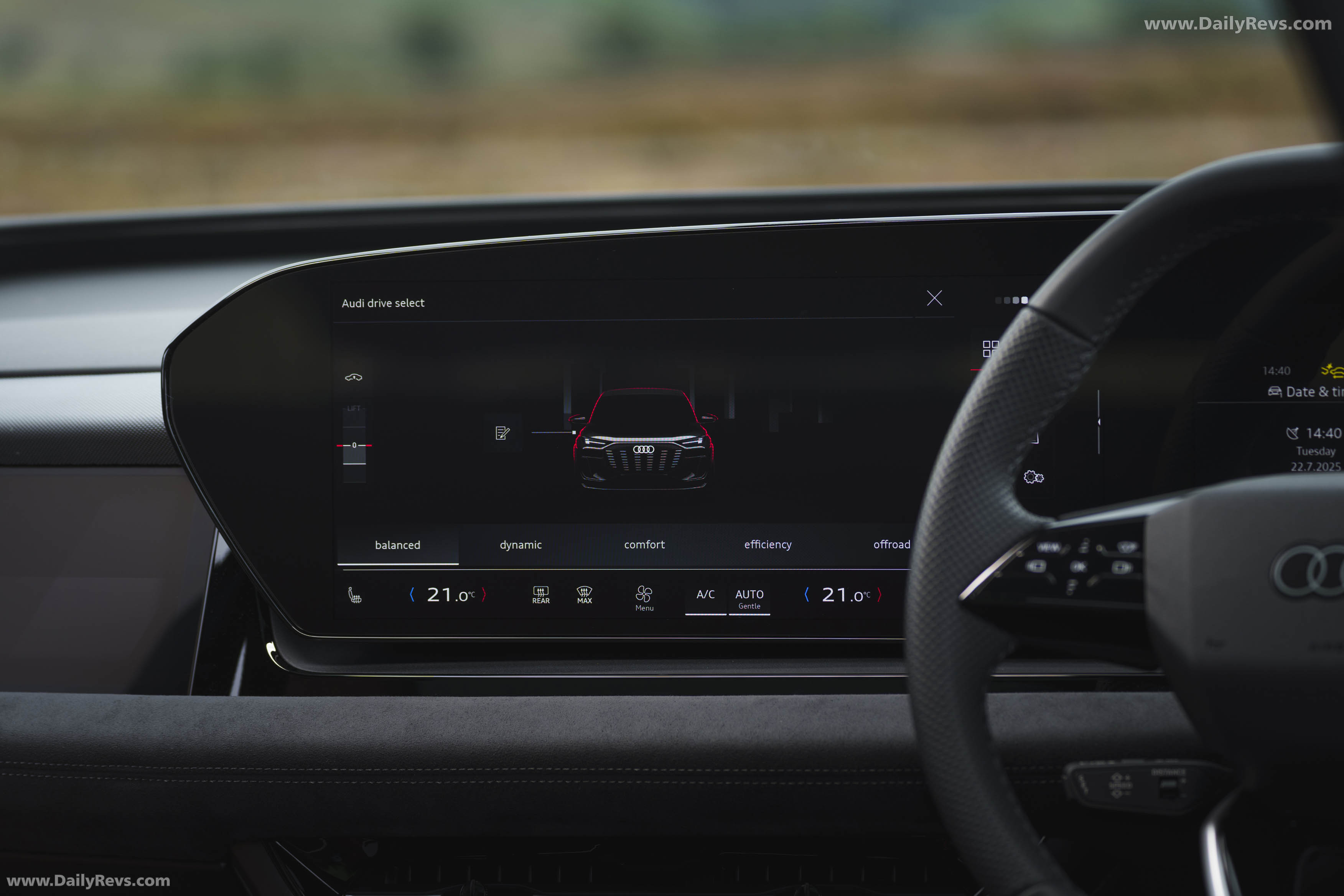 2025 Audi SQ6 Sportback e-tron AU516 UK Version Interior