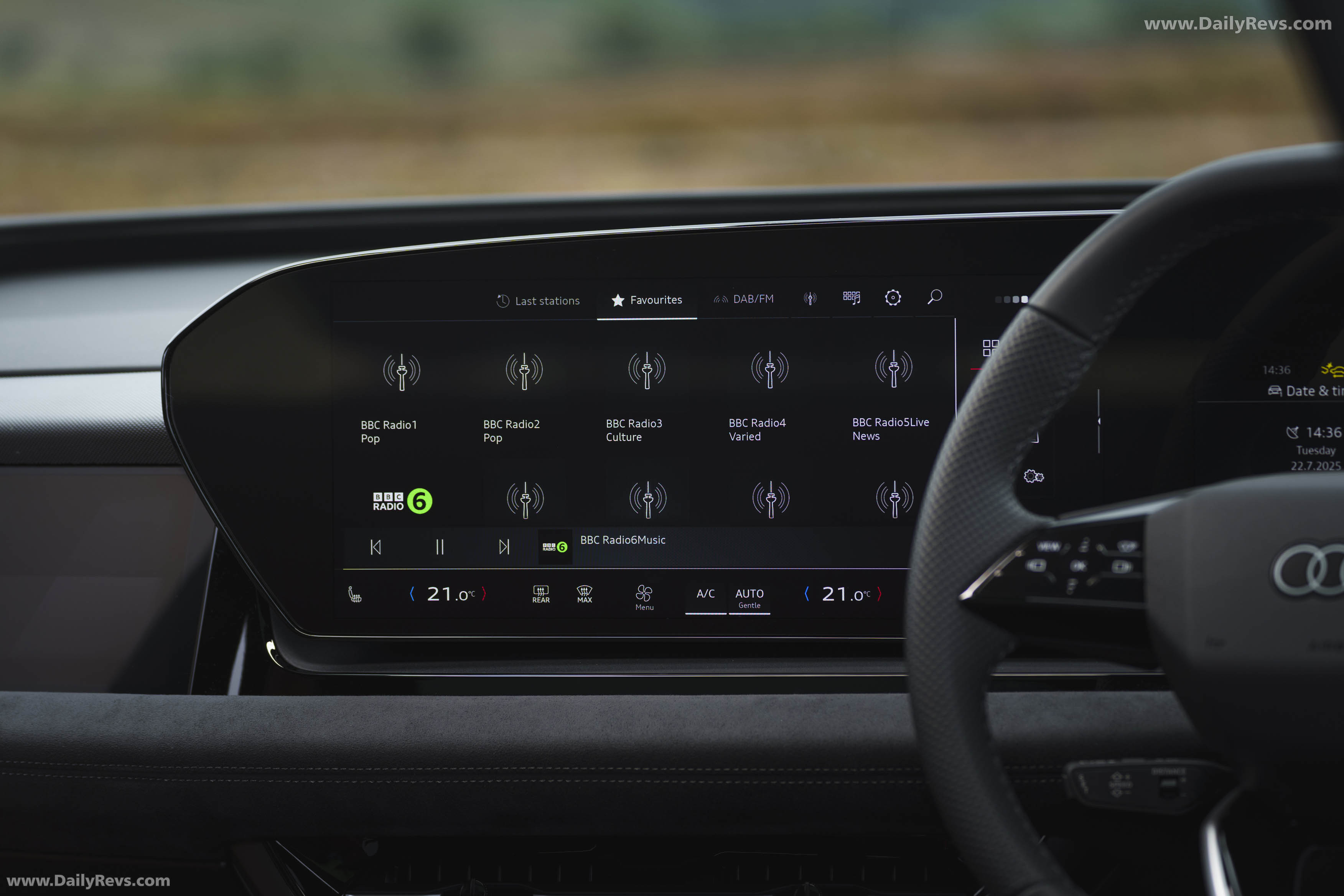 2025 Audi SQ6 Sportback e-tron AU516 UK Version Interior