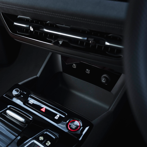 2025 Audi SQ6 Sportback e-tron AU516 UK Version Interior