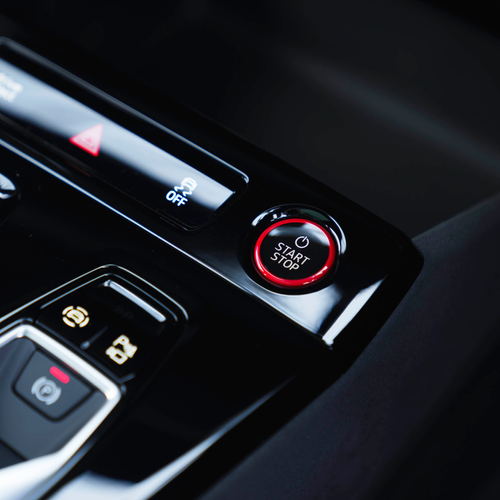 2025 Audi SQ6 Sportback e-tron AU516 UK Version Interior