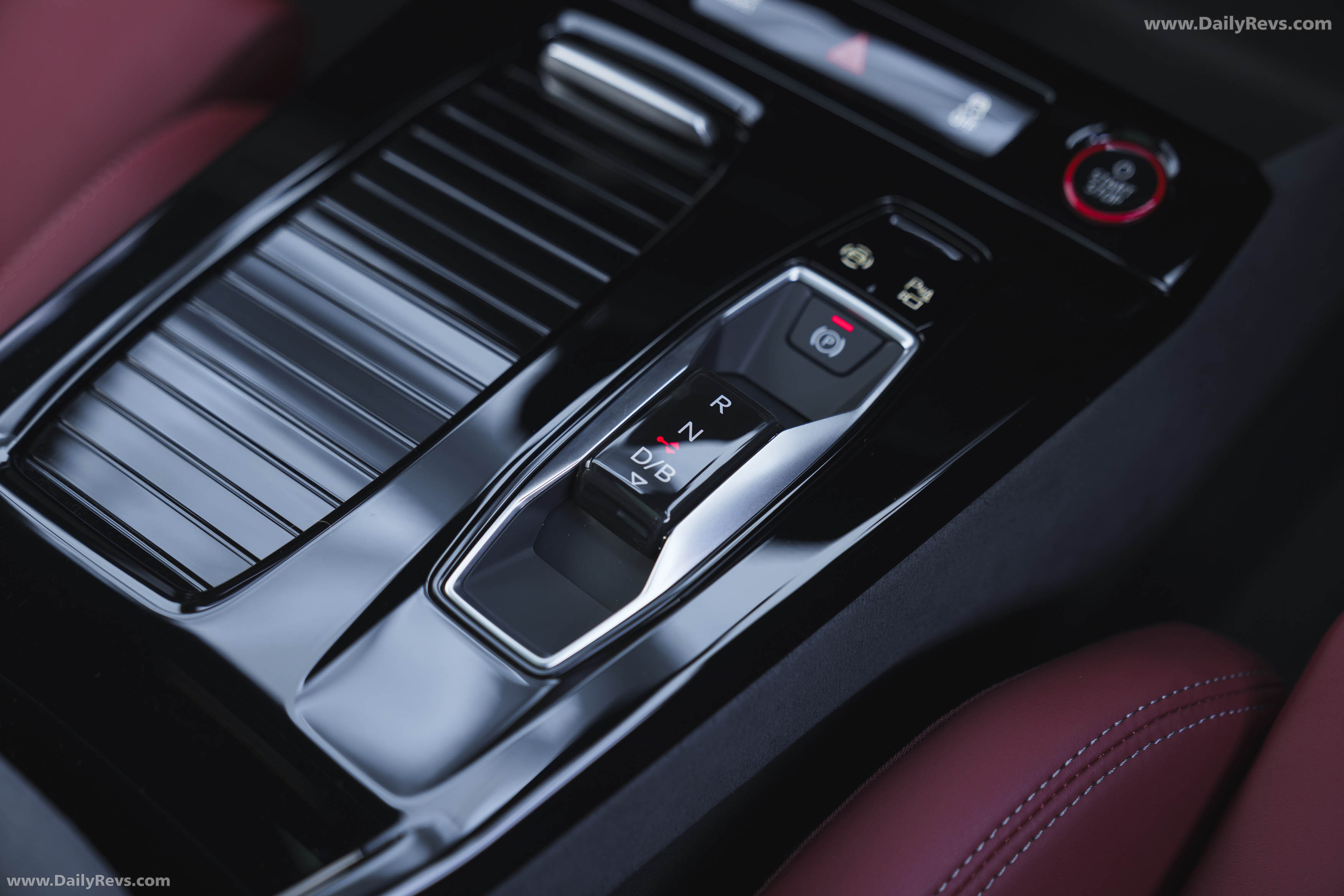 2025 Audi SQ6 Sportback e-tron AU516 UK Version Interior