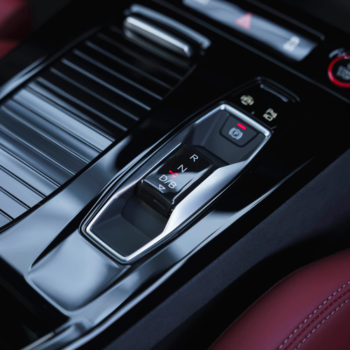 2025 Audi SQ6 Sportback e-tron AU516 UK Version Interior