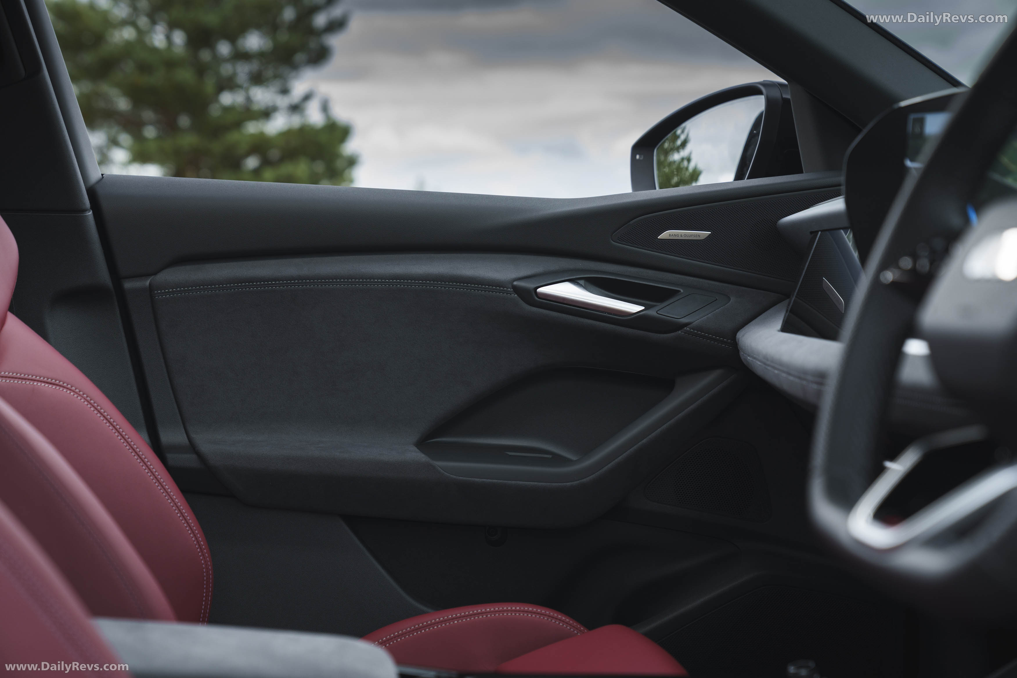 2025 Audi SQ6 Sportback e-tron AU516 UK Version Interior
