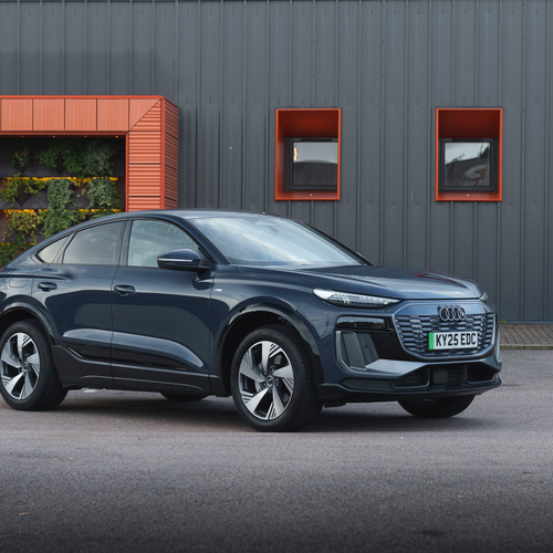 2025 Audi Q6 Sportback e-tron S-Line AU516 Front View