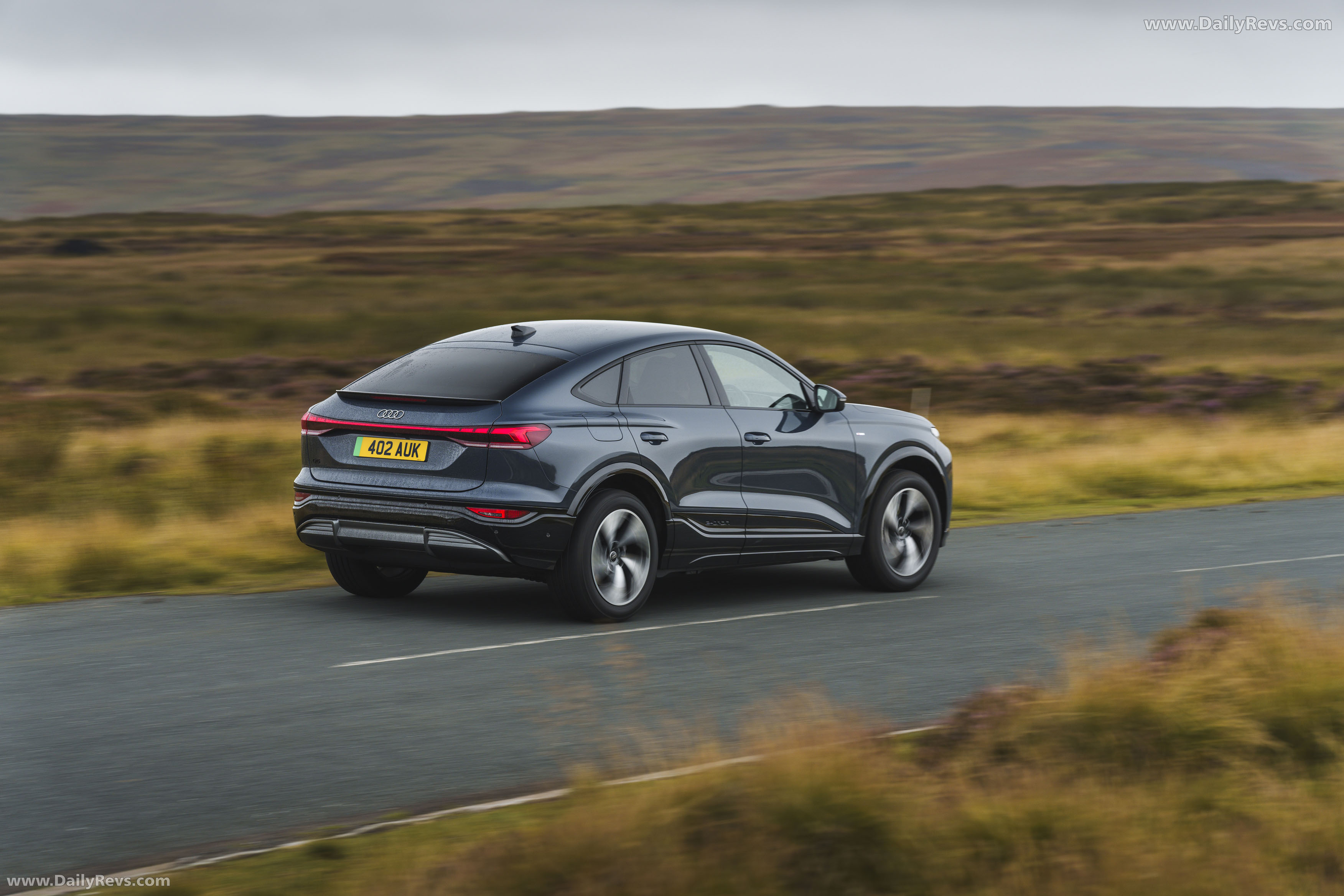 2025 Audi Q6 Sportback e-tron S-Line AU516 Rear View