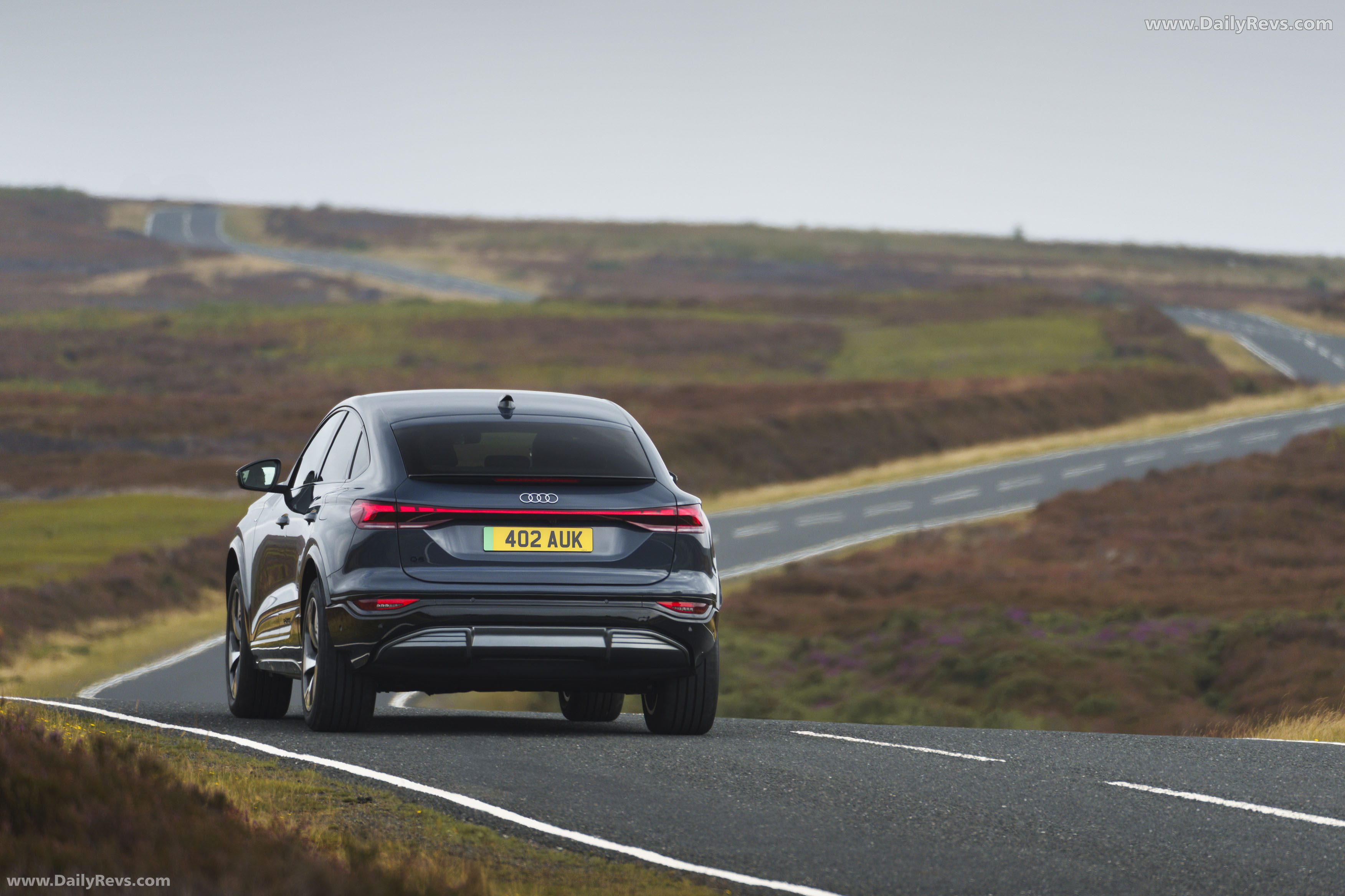 2025 Audi Q6 Sportback e-tron S-Line AU516 Rear View
