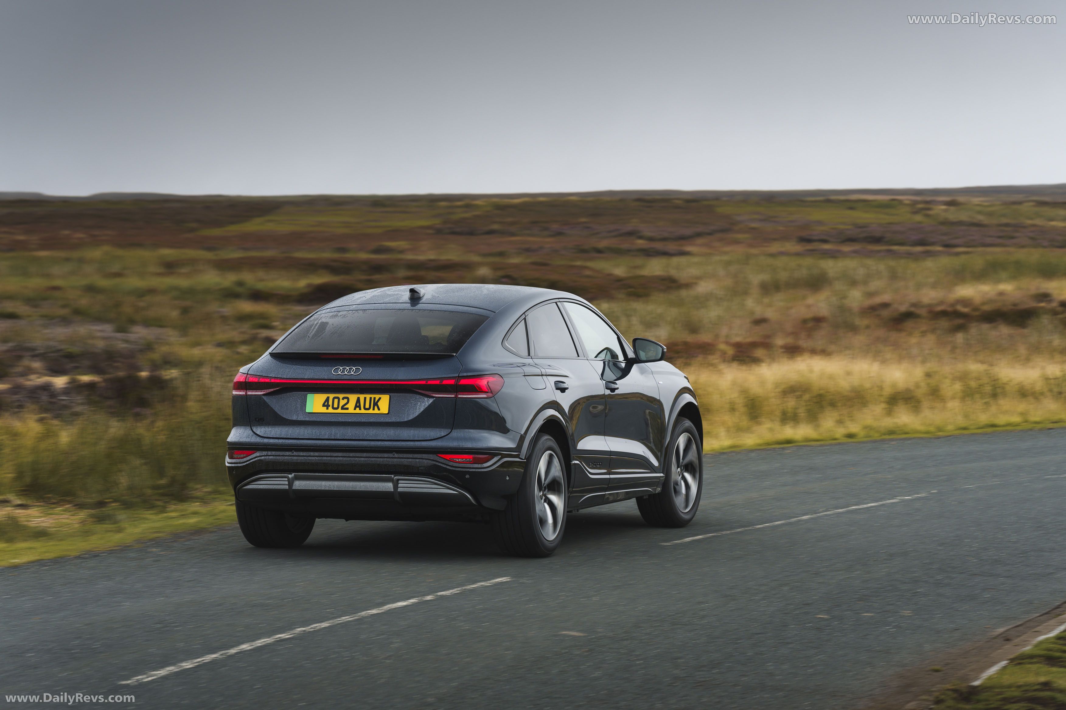 2025 Audi Q6 Sportback e-tron S-Line AU516 Rear View