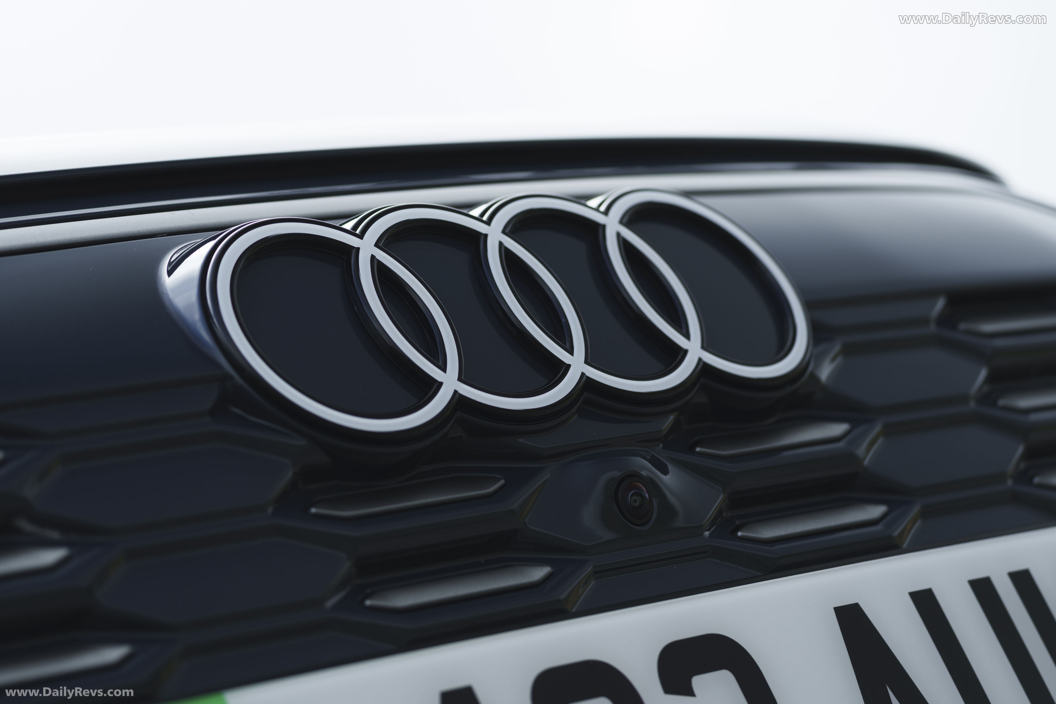 2025 Audi Q6 Sportback e-tron S-Line AU516 Exterior