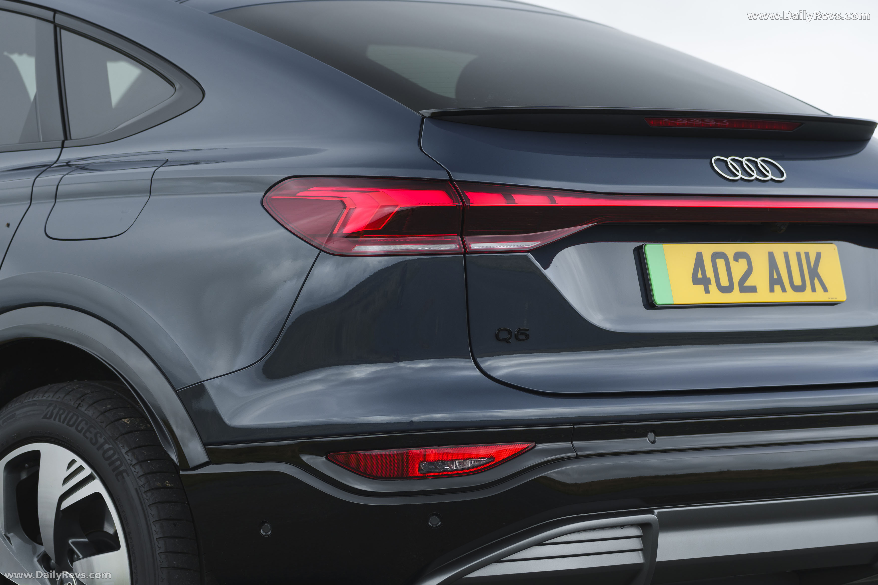 2025 Audi Q6 Sportback e-tron S-Line AU516 Exterior