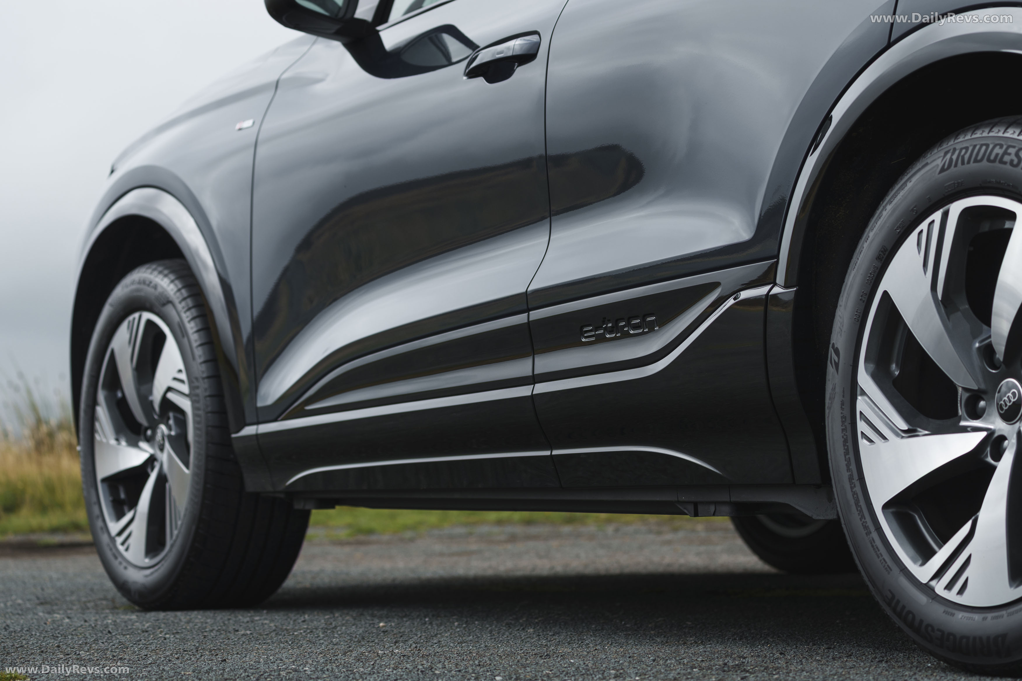 2025 Audi Q6 Sportback e-tron S-Line AU516 Exterior