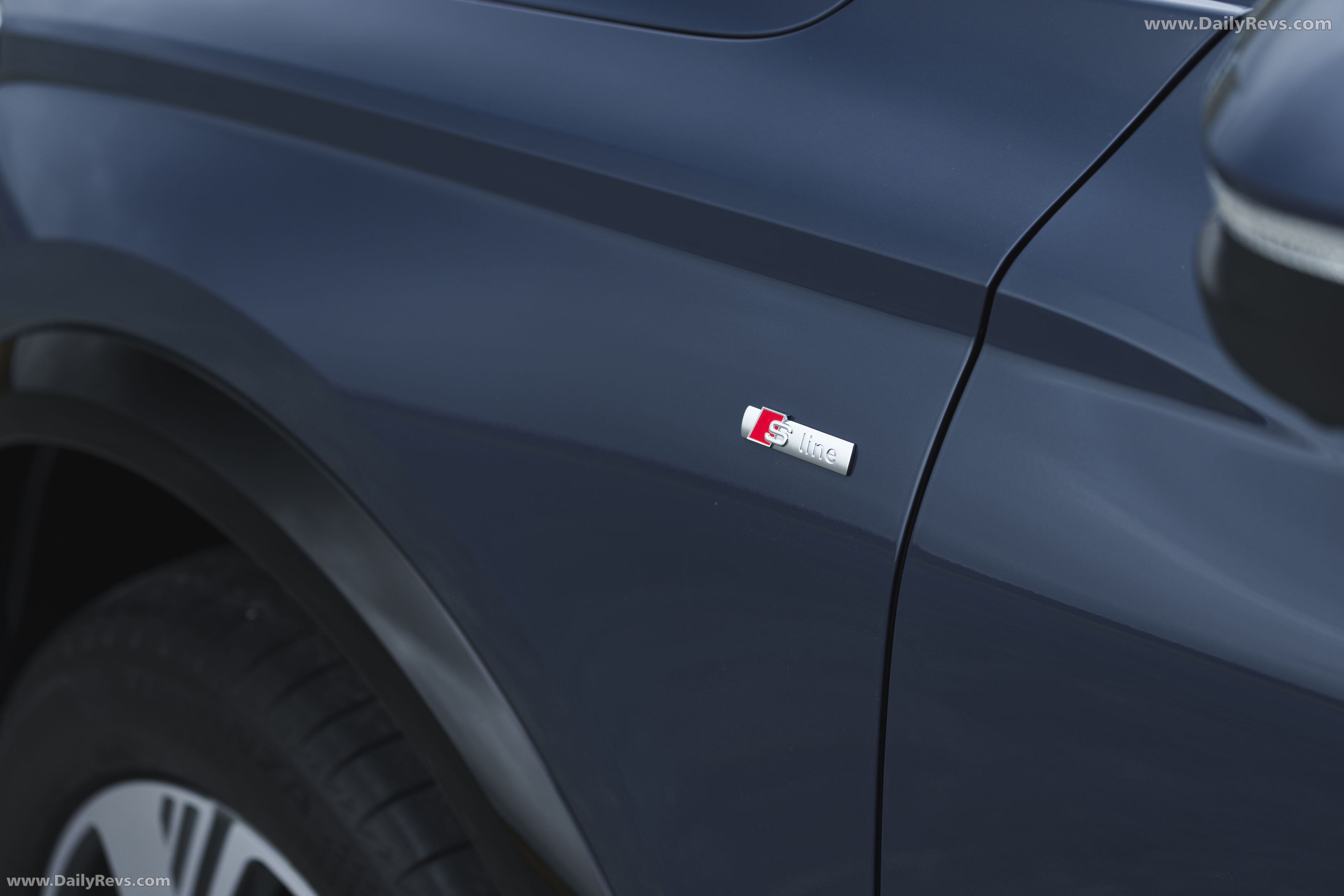2025 Audi Q6 Sportback e-tron S-Line AU516 Exterior
