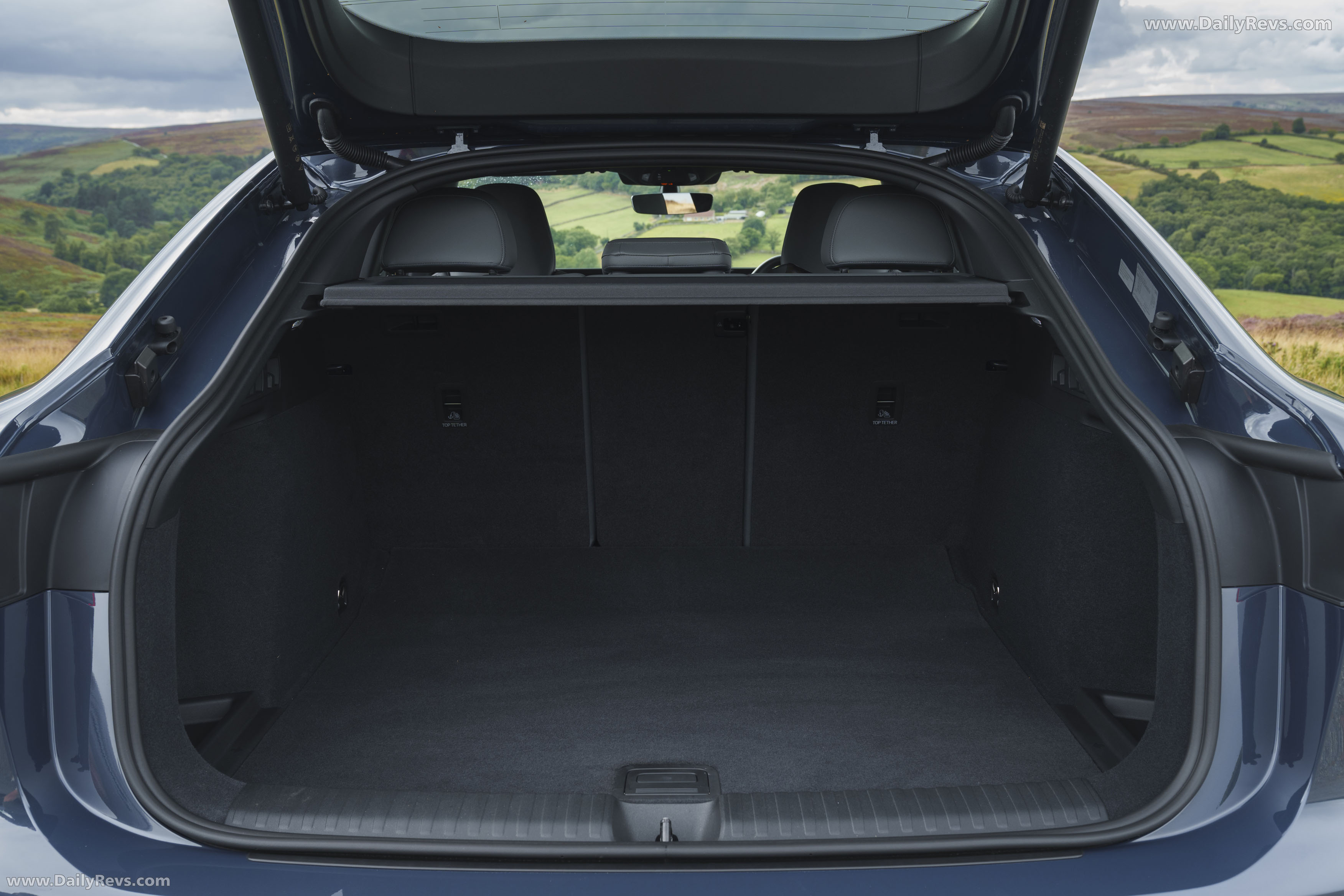 2025 Audi Q6 Sportback e-tron S-Line AU516 Interior