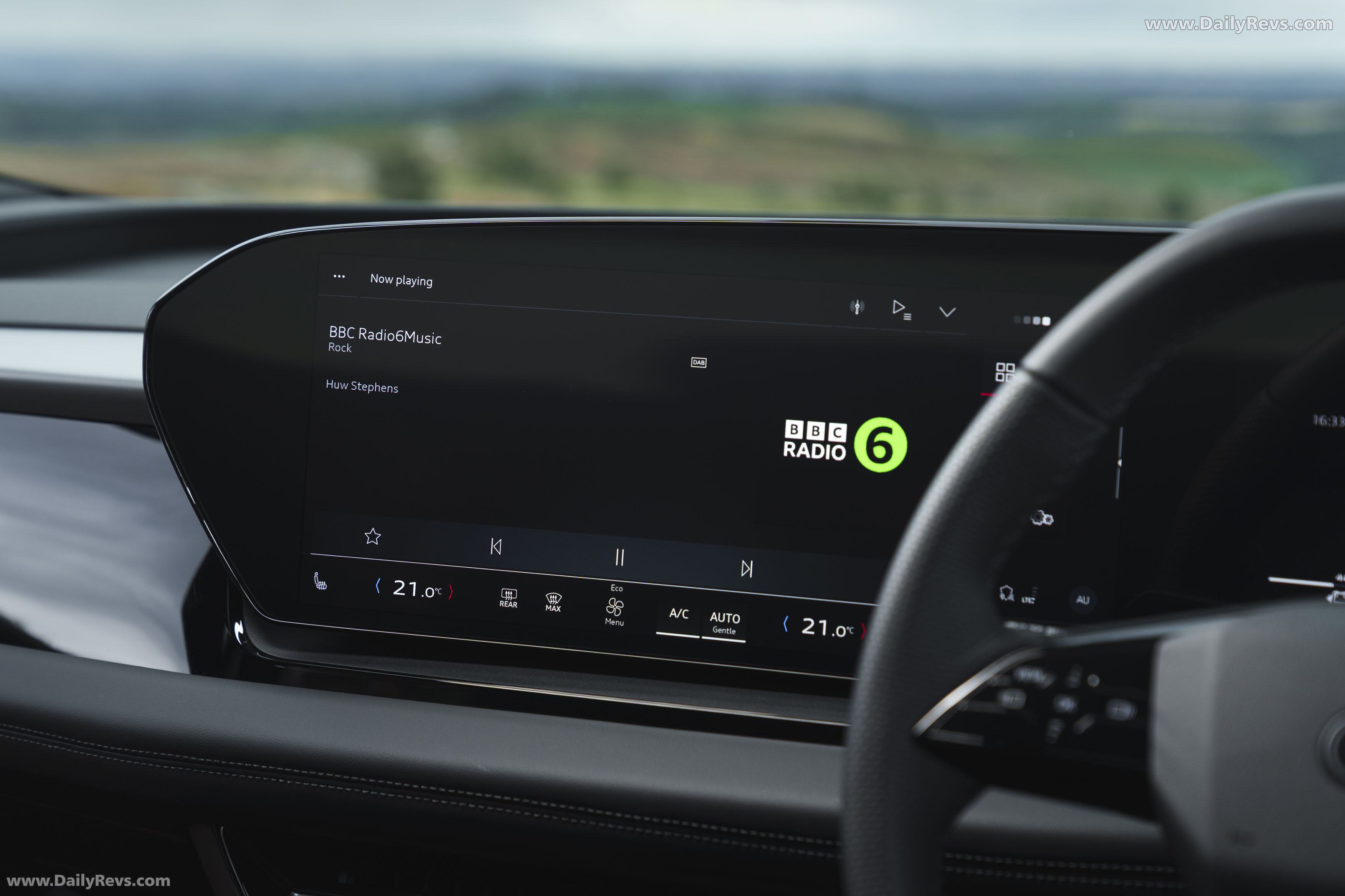2025 Audi Q6 Sportback e-tron S-Line AU516 Interior