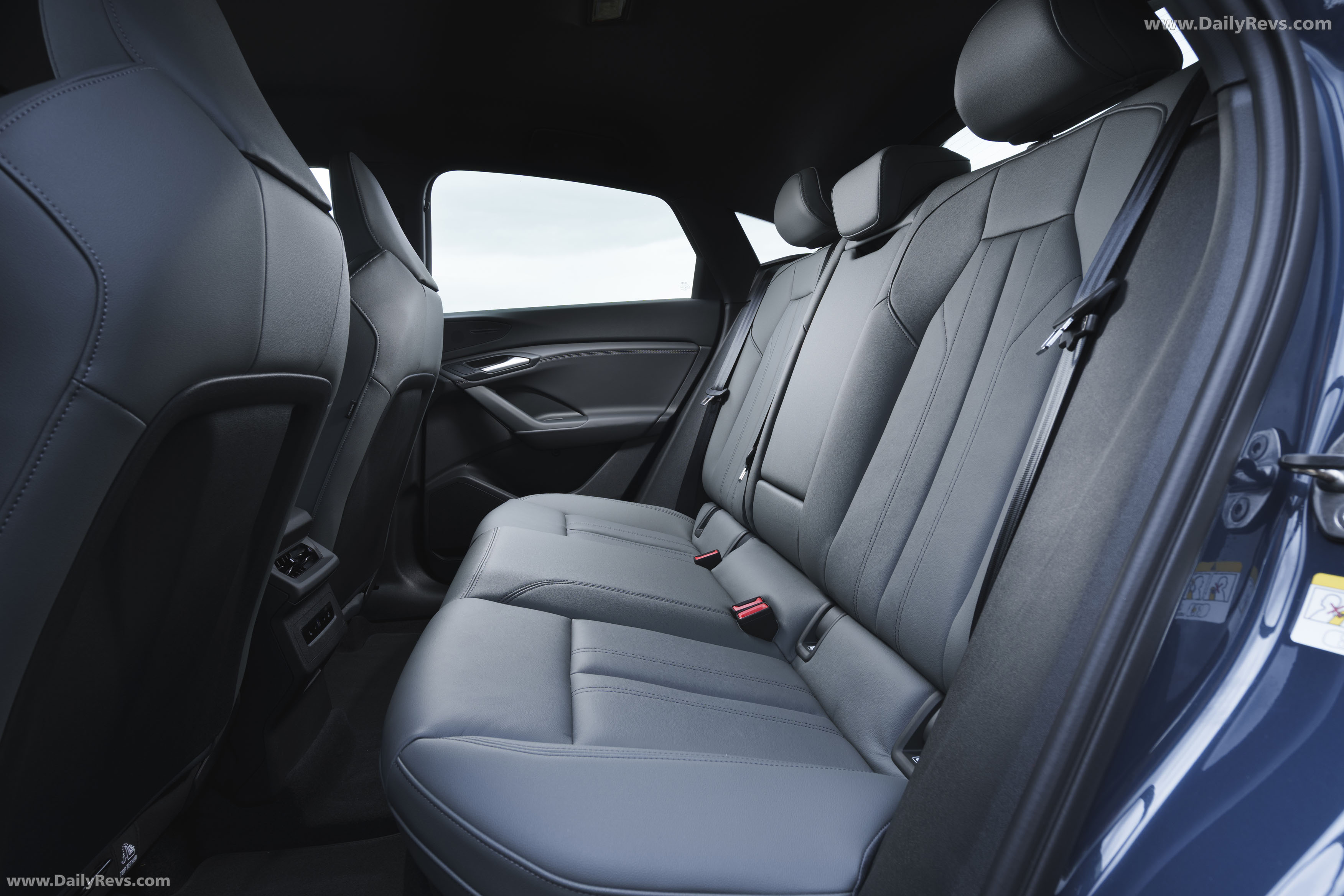 2025 Audi Q6 Sportback e-tron S-Line AU516 Interior