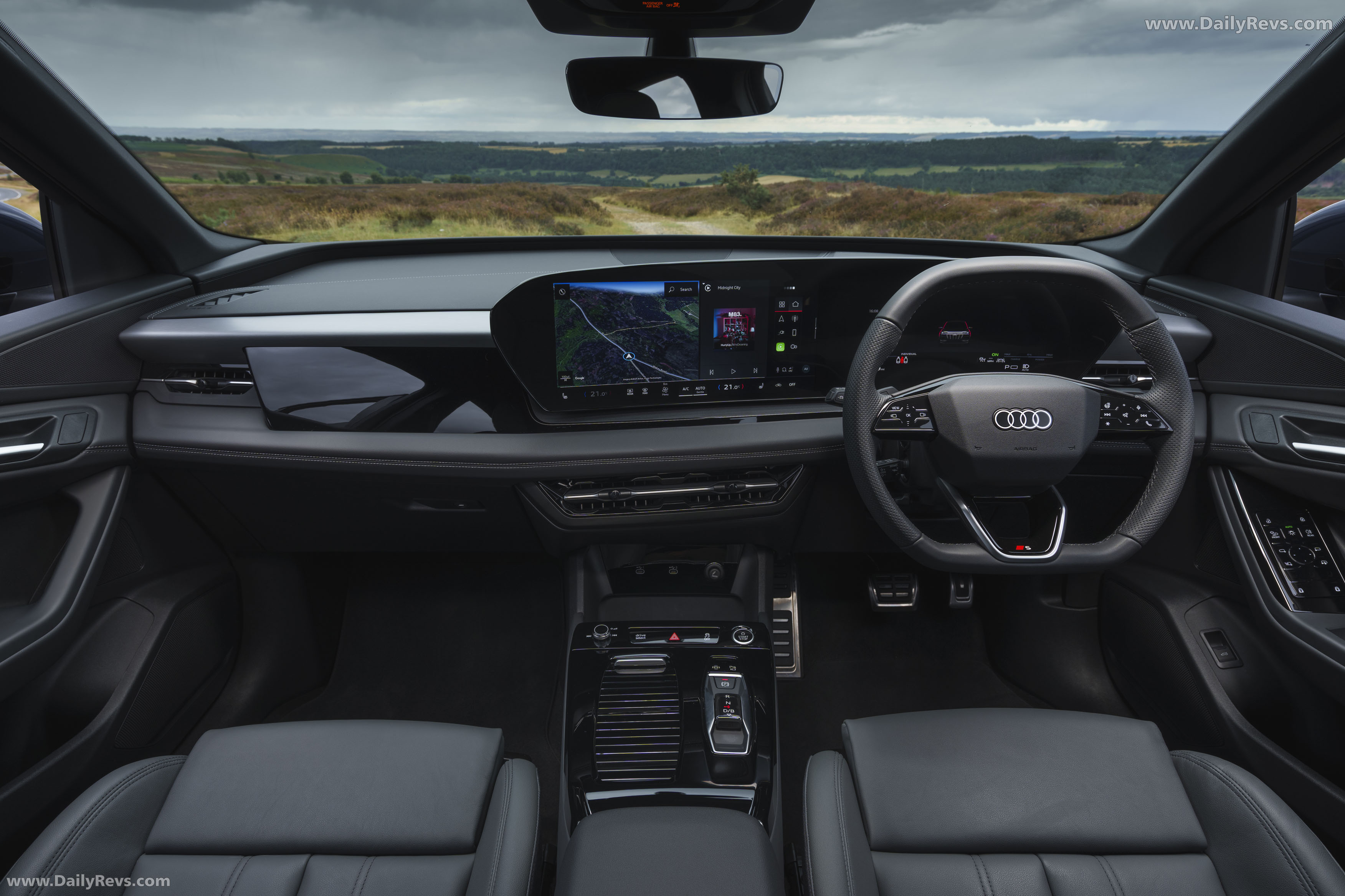 2025 Audi Q6 Sportback e-tron S-Line AU516 Interior