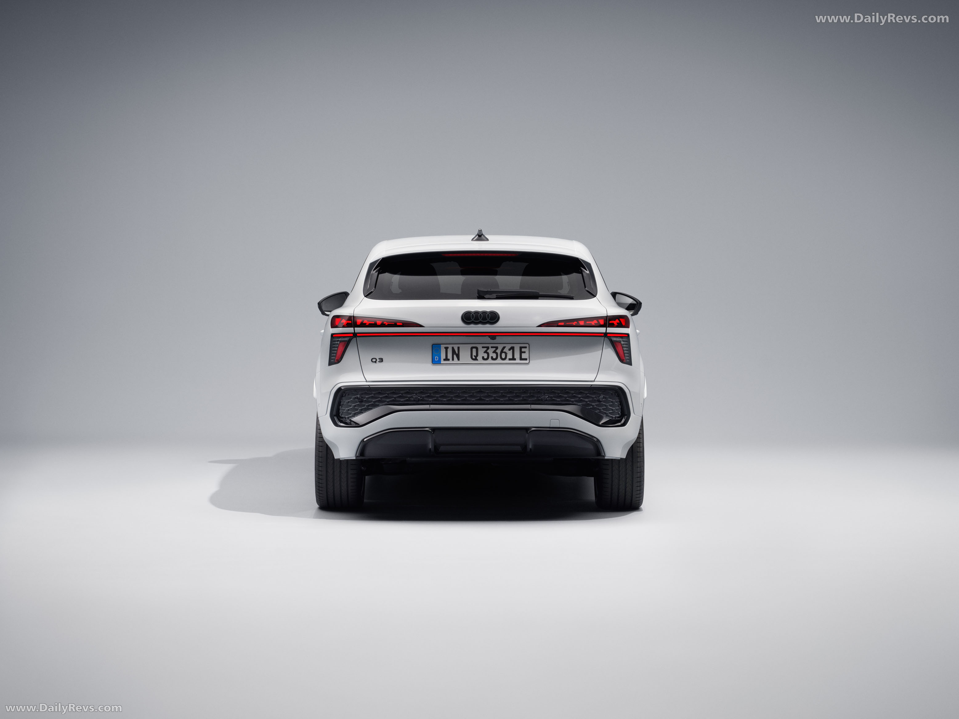 2026 Audi Q3 Sportback e-hybrid F3 Rear View