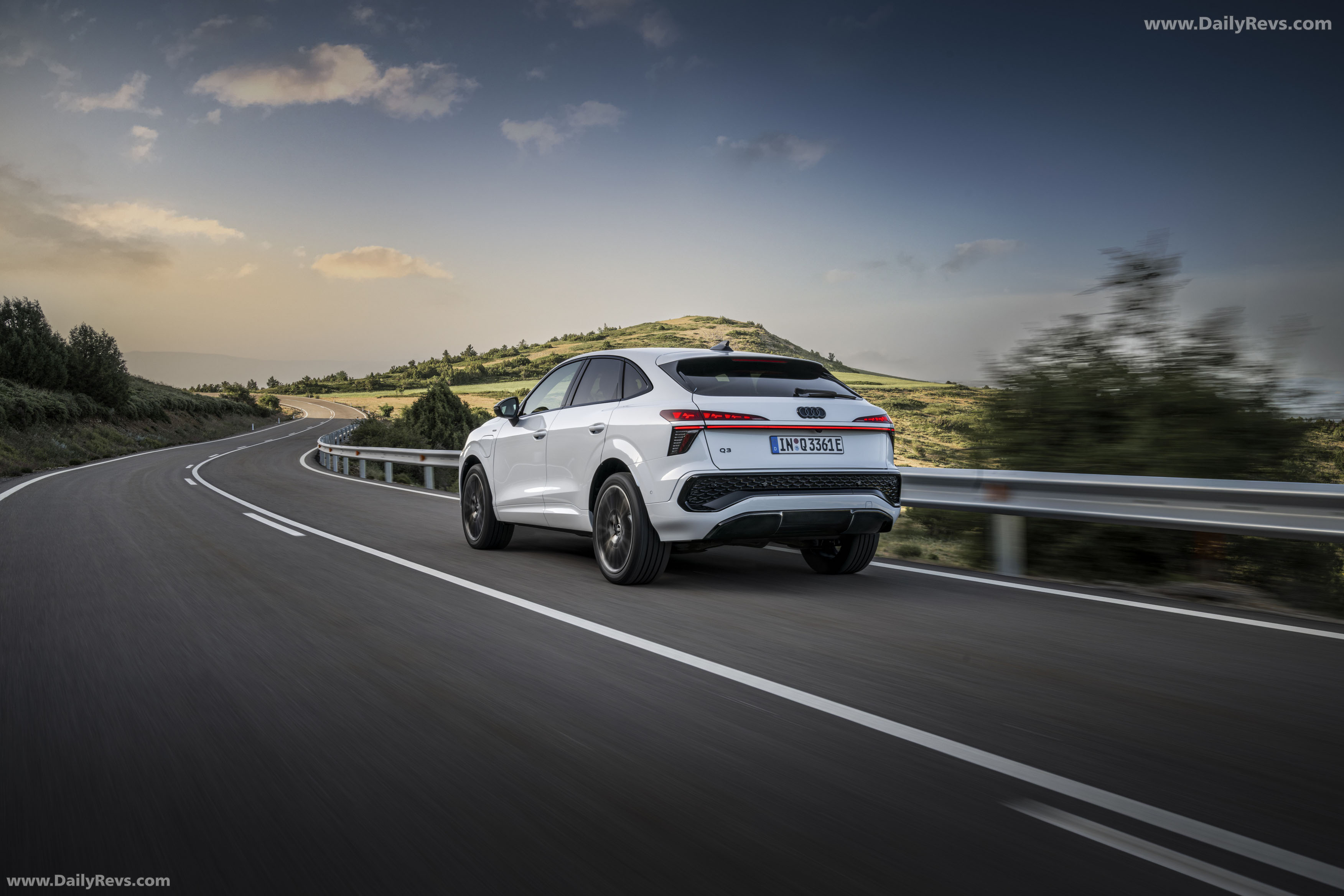2026 Audi Q3 Sportback e-hybrid F3 Rear View