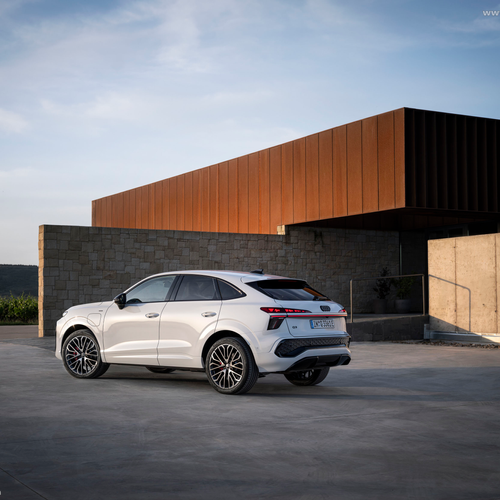 2026 Audi Q3 Sportback e-hybrid F3 Rear View