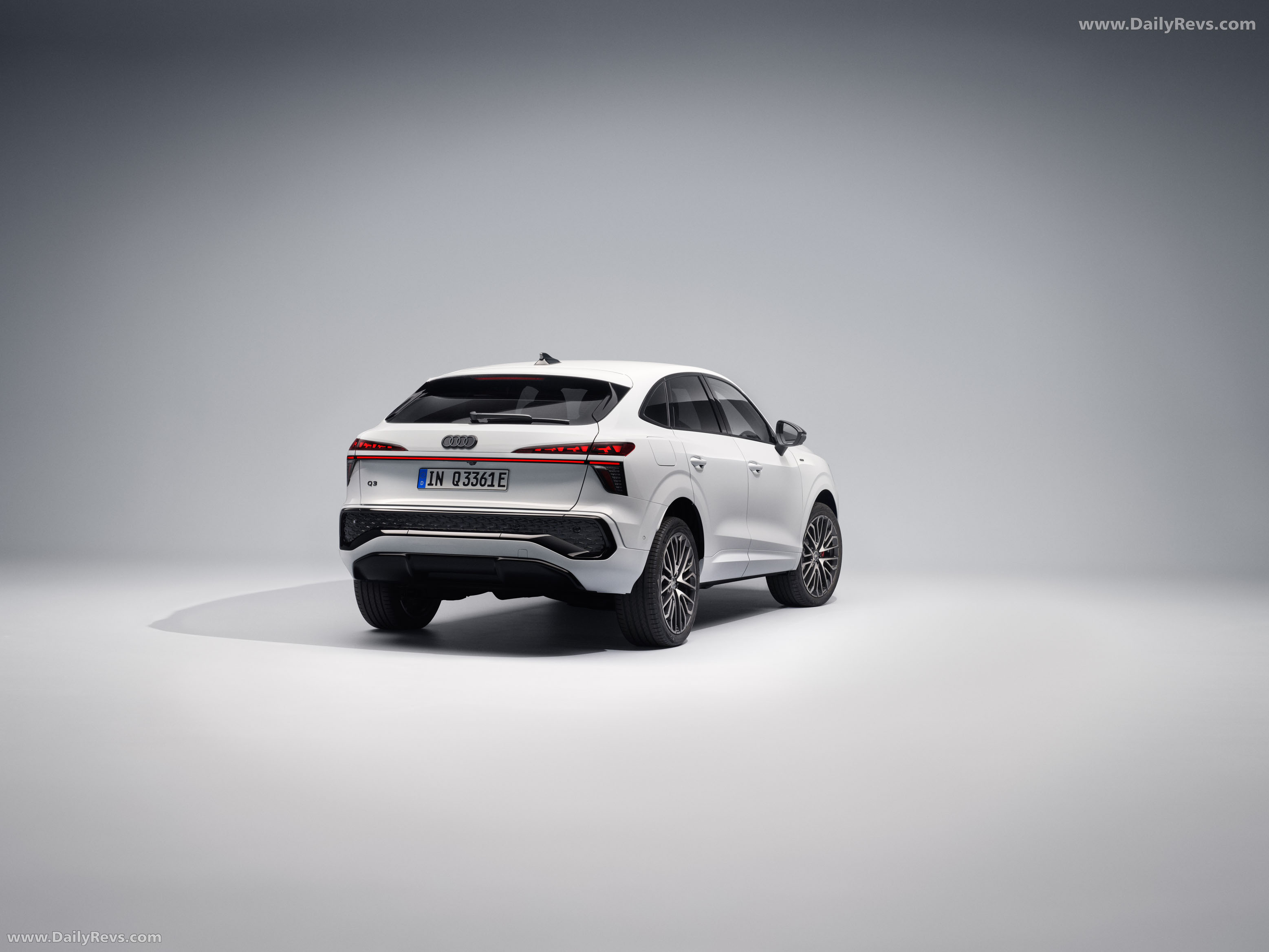 2026 Audi Q3 Sportback e-hybrid F3 Rear View