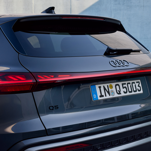 2025 Audi Q5 FY Japanese Version Exterior